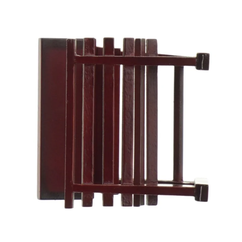 Miniature træ skolebænk (str. 6,5x6 cm)