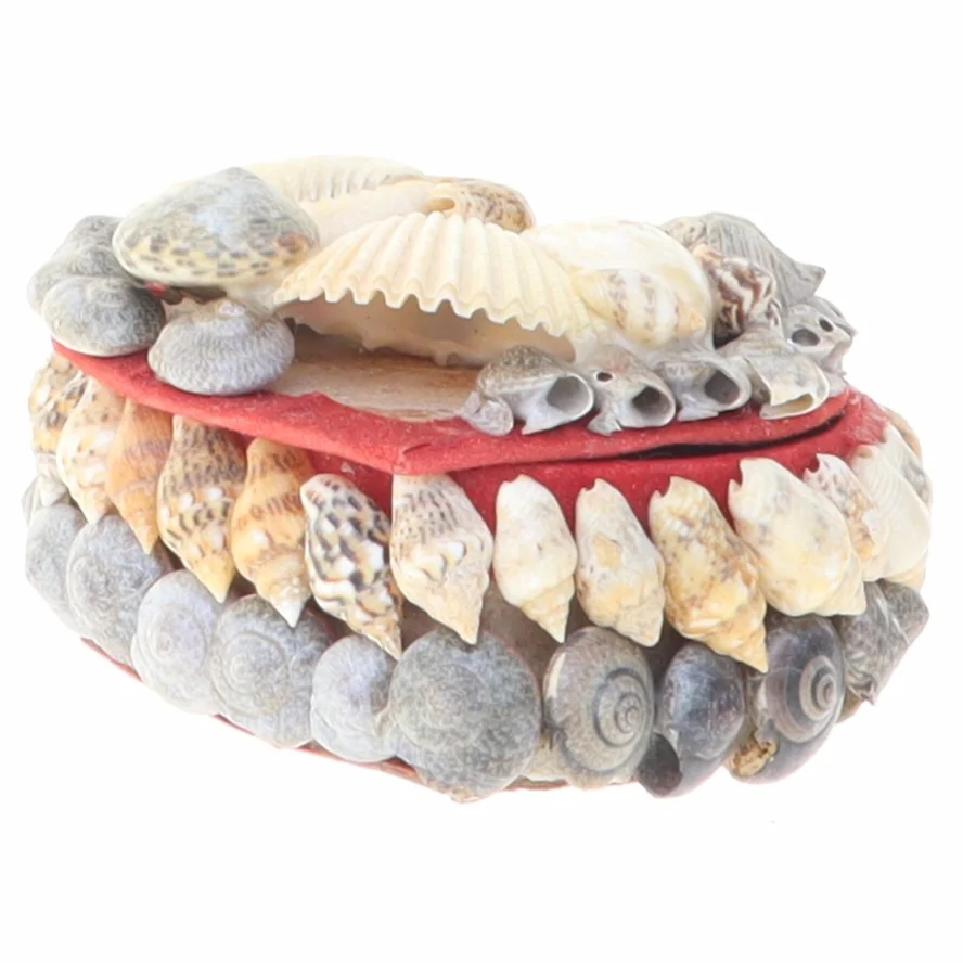 Smykkeskrin beklædt med skaller (str. 6,5 x 6 cm)