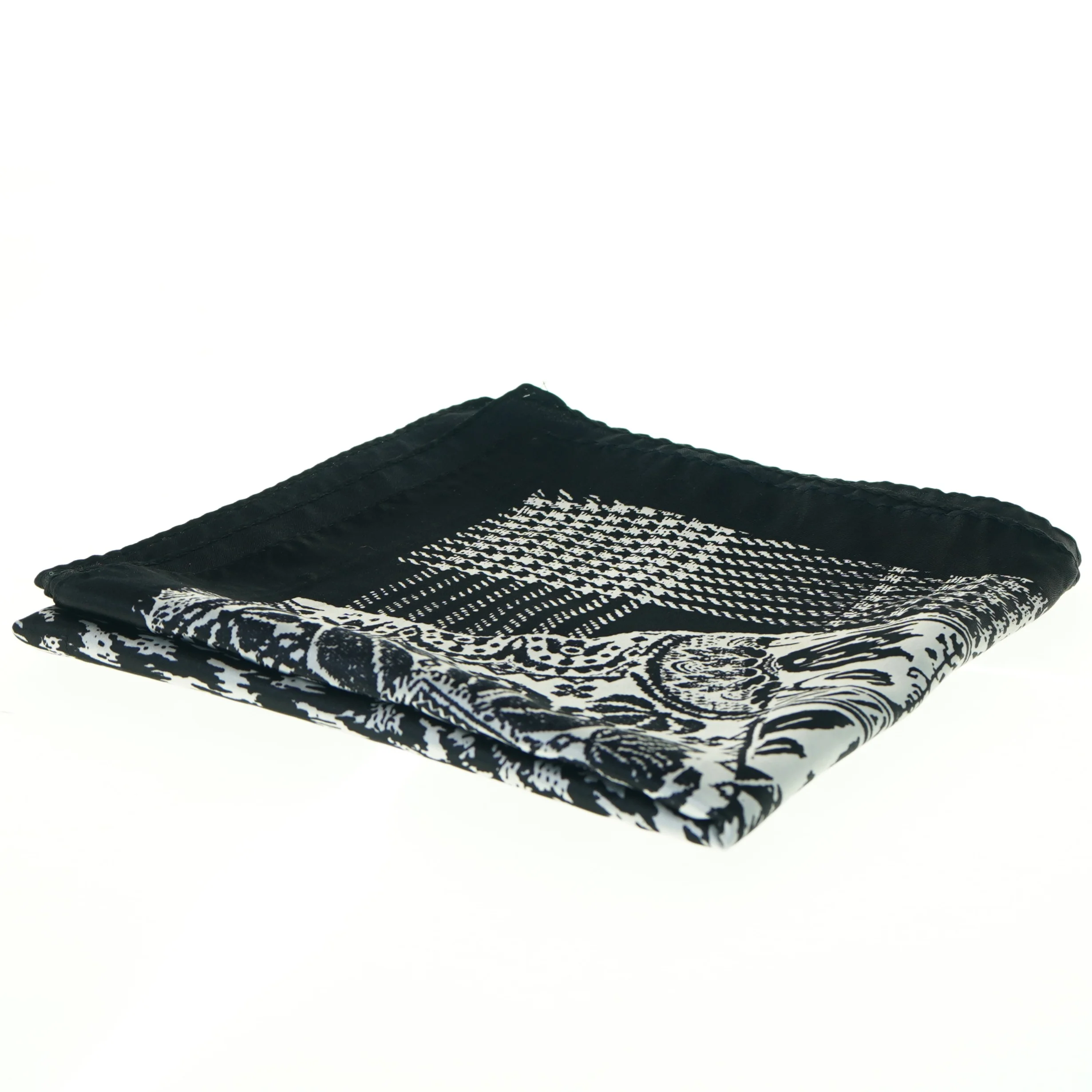 Sort og hvidt mønstret tørklæde (str. 87 x 90 cm)