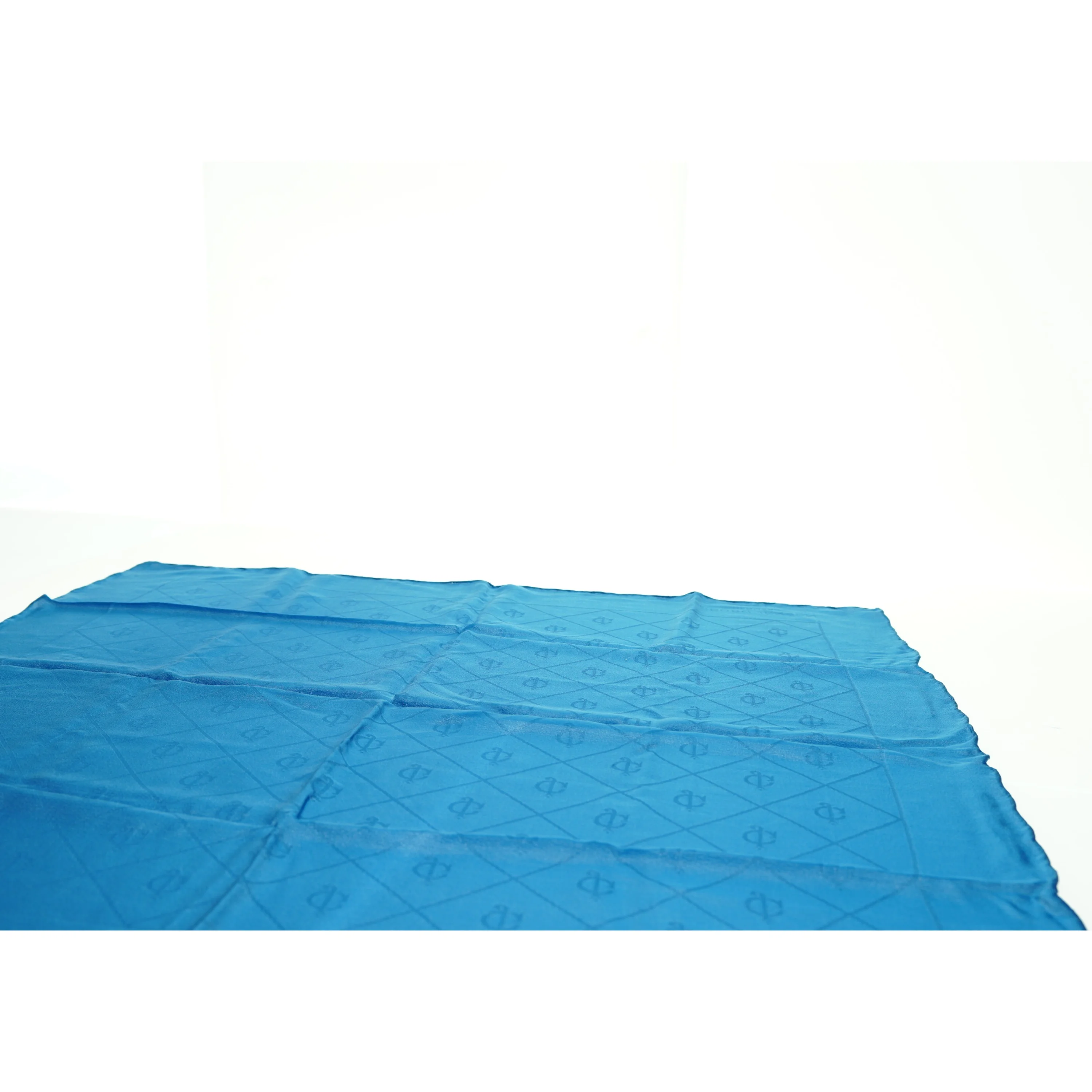 Blåt tørklæde (str. 75 x 75 cm)