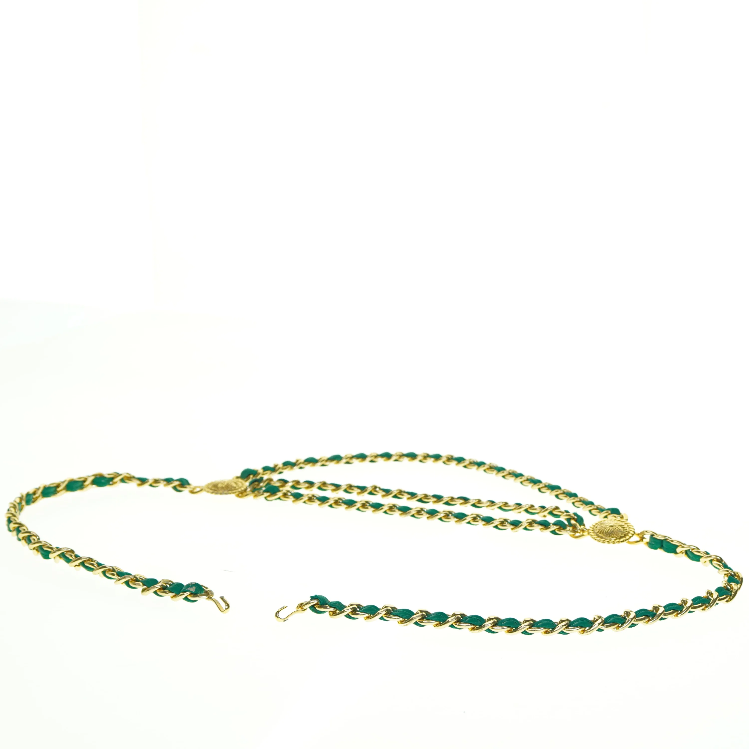 Grøn og gylden halskæde (str. Længde. 102 cm)