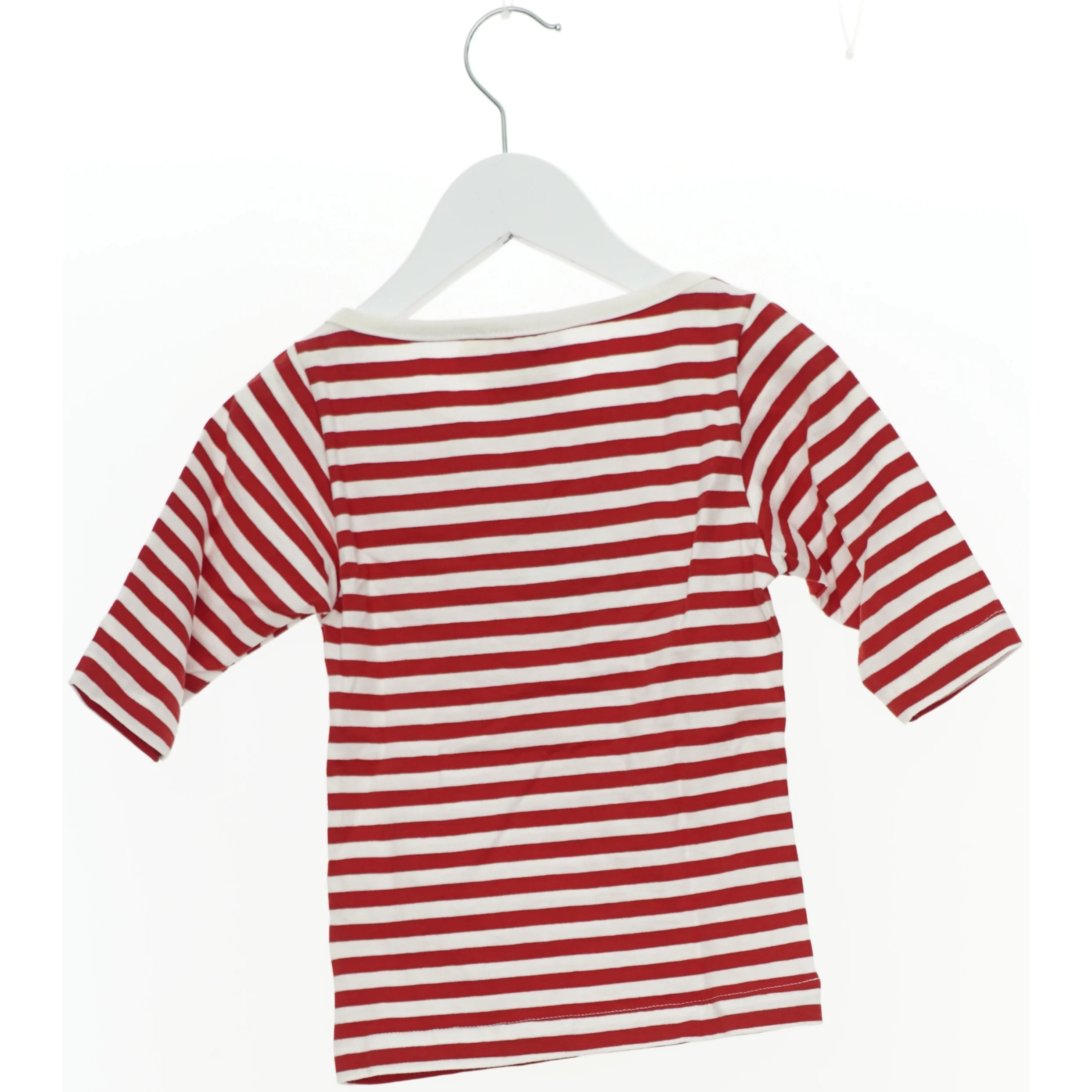 T-Shirt (str. 104 cm)