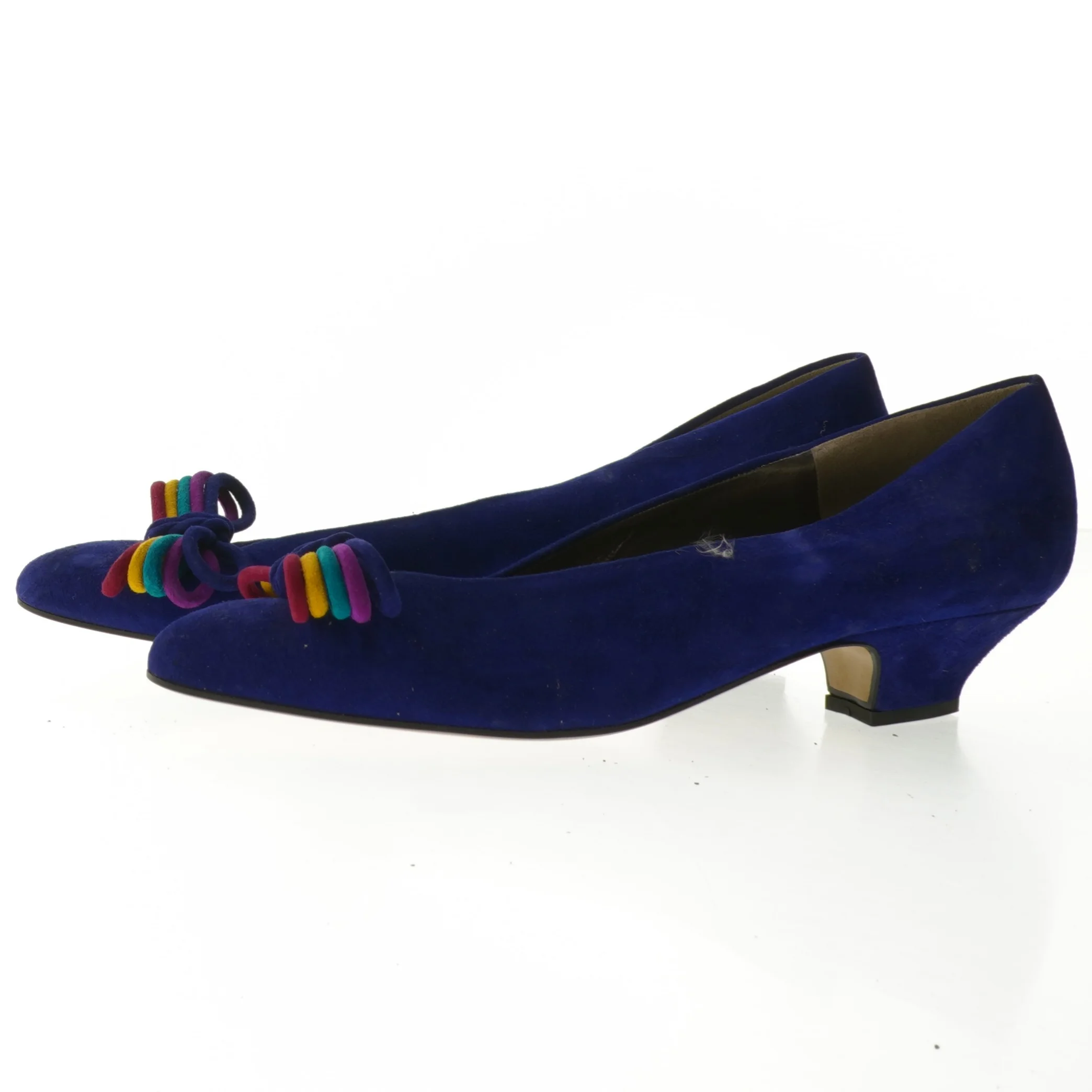Blå ruskindsko med regnbuelfarvede snørebånd fra Bruno Magli (str. 39)