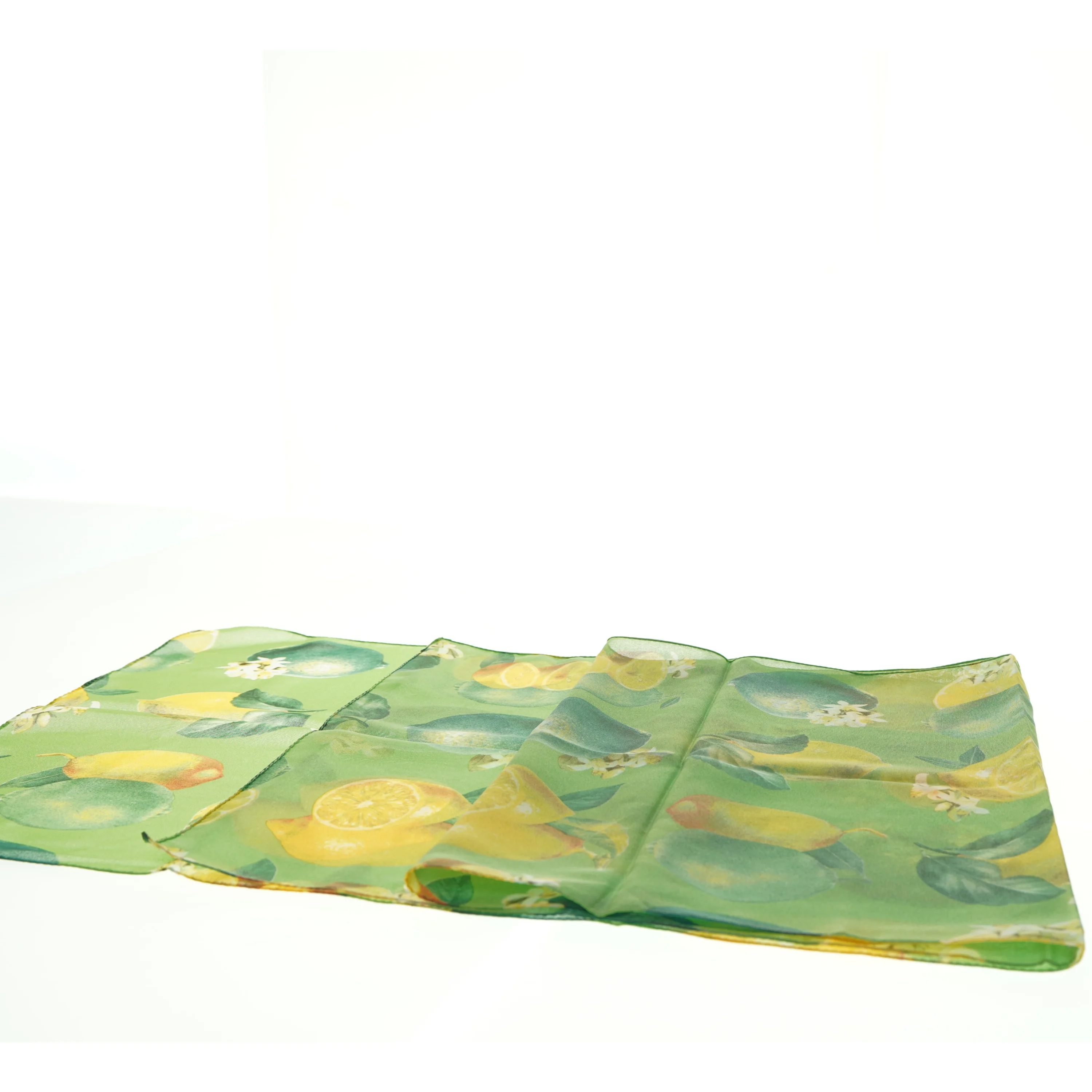 Tørklæde med citronmotiv (str. 155 x. 37 cm)