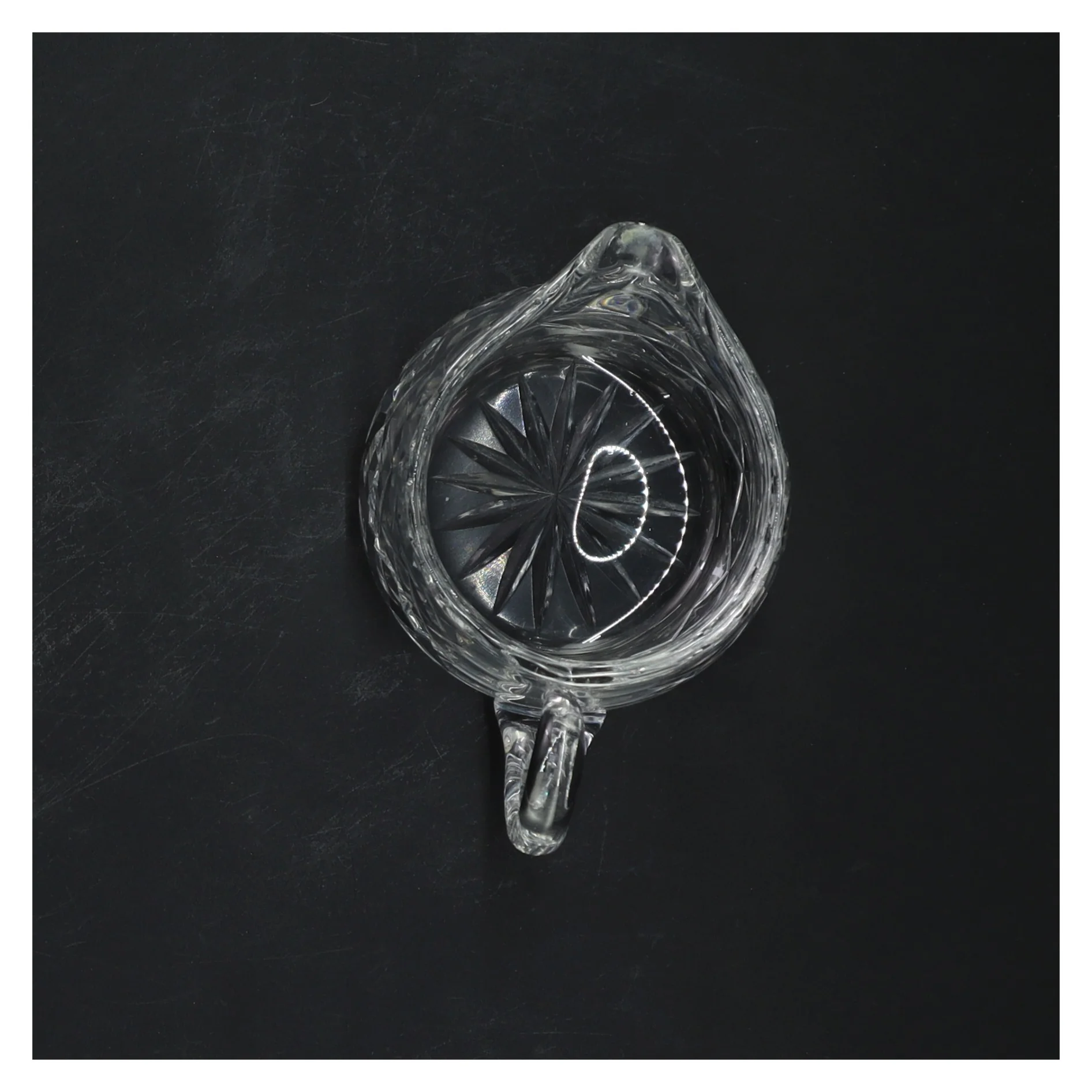 Glass mælke eller flødekande (str. Ø 7 cm)