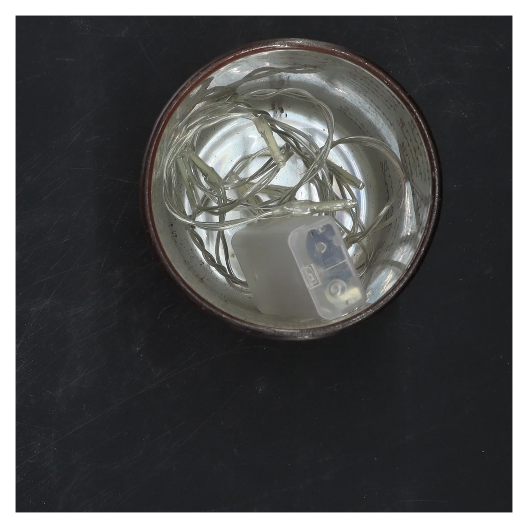 Brun juledekoration med lys (str. 12,5x9 cm)