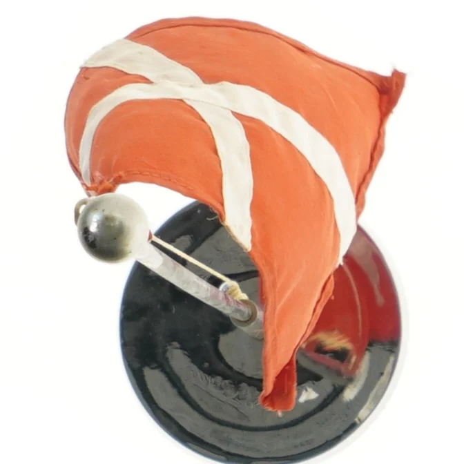 Bordflag med Dannebrog (str. 43,5 cm)