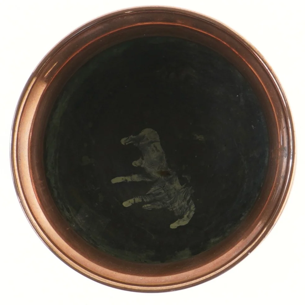 Kobberkrukke med tre ben (str. Ø 17,5 cm længde 14,5 cm)