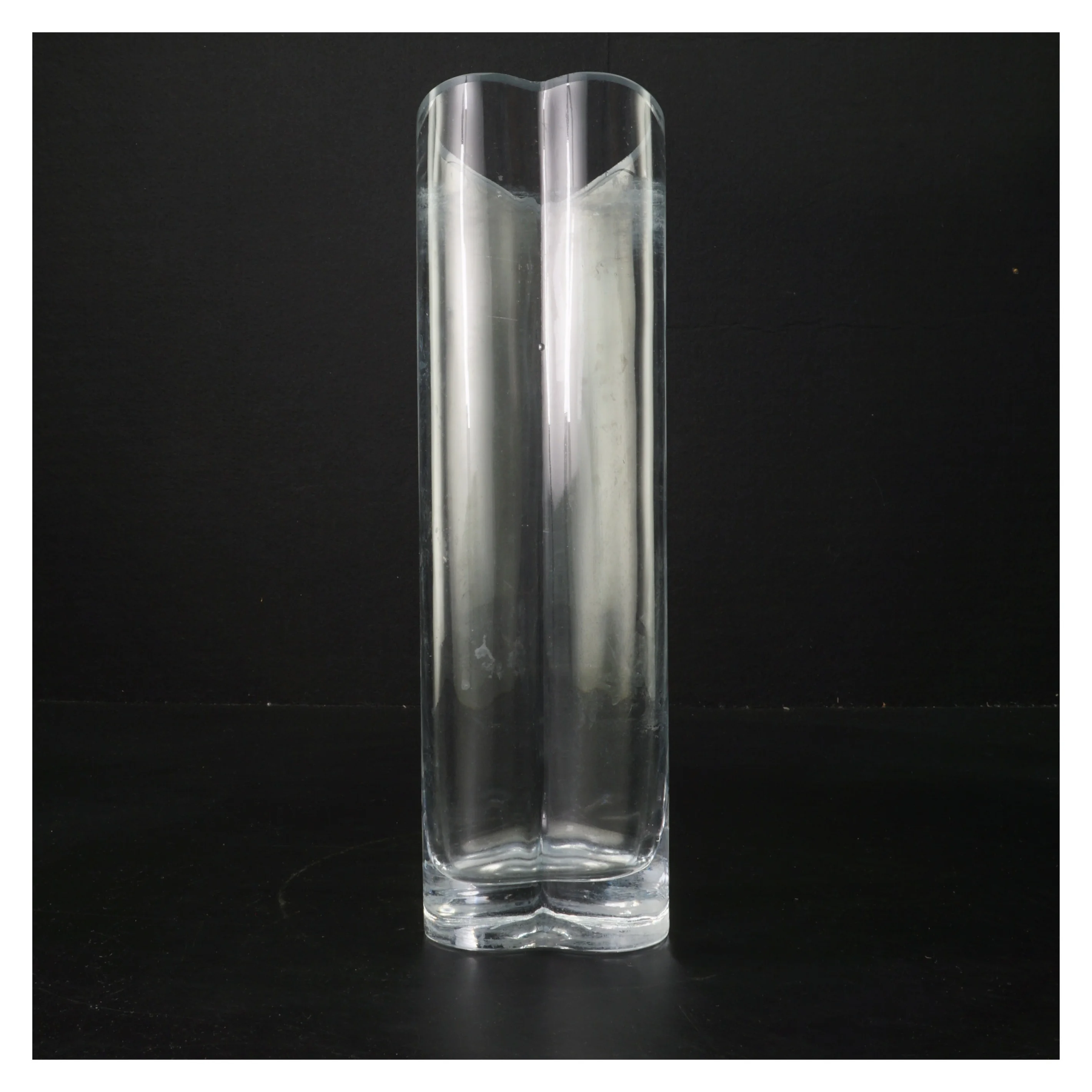 Hjerteformet glasvase (str. 28 cm)