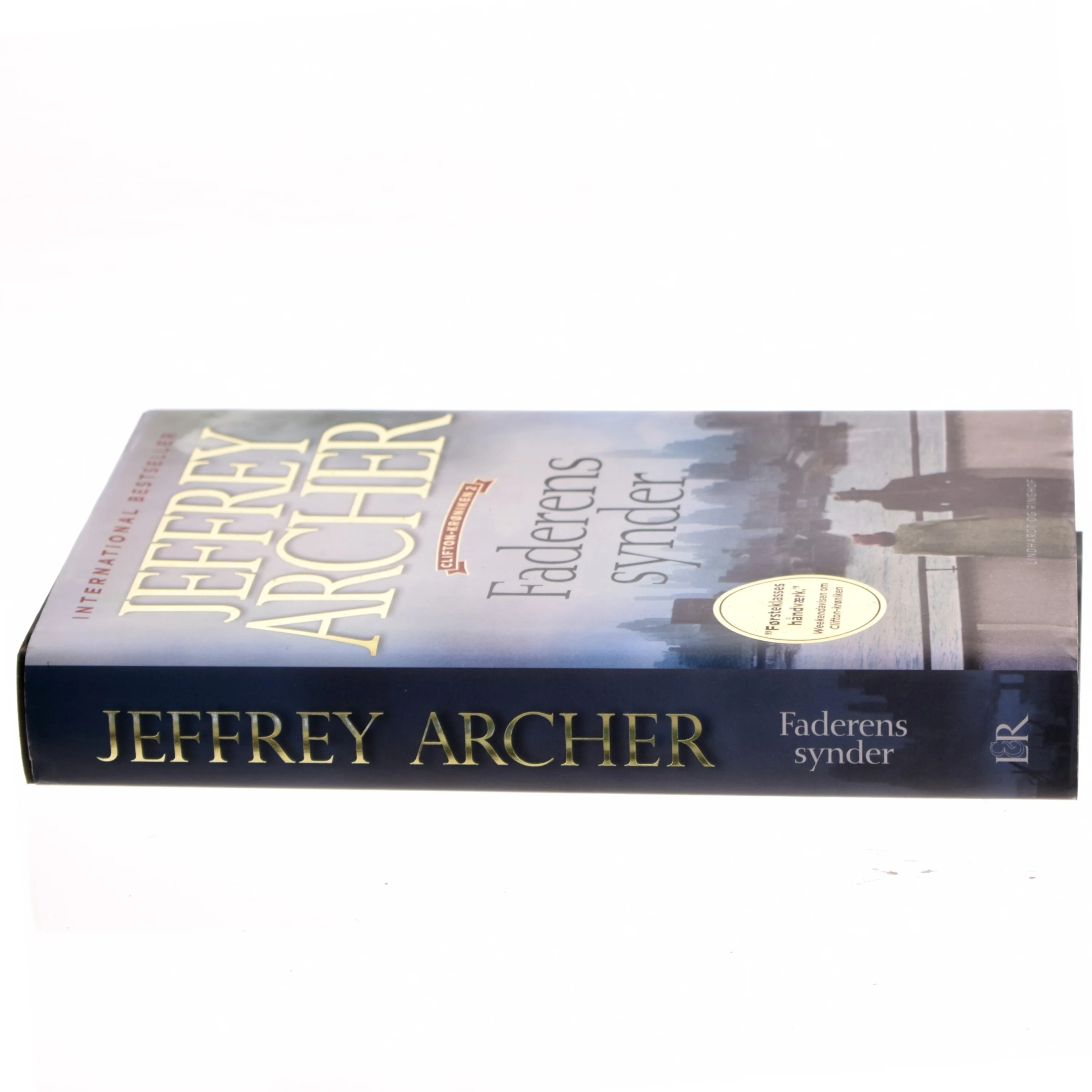 Faderens synder af Jeffrey Archer (Bog)