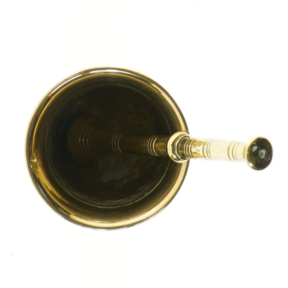 Morter og støder i messing (str. Ø 11 cm længde 12,5 cm)