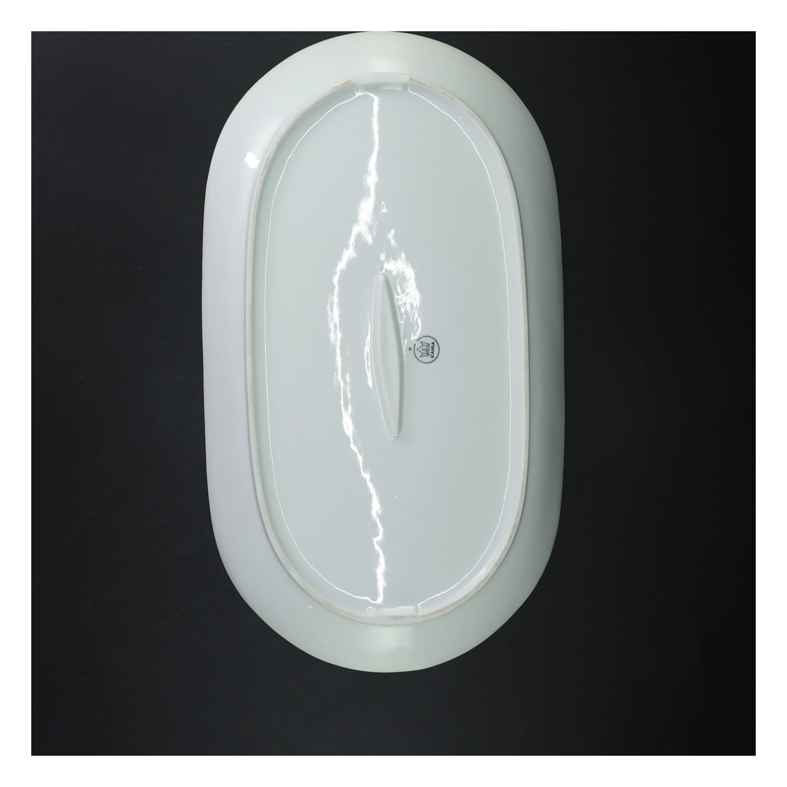 Porcelænsfad med fiskemotiv fra Kahla (str. 37,5x22,5 cm)