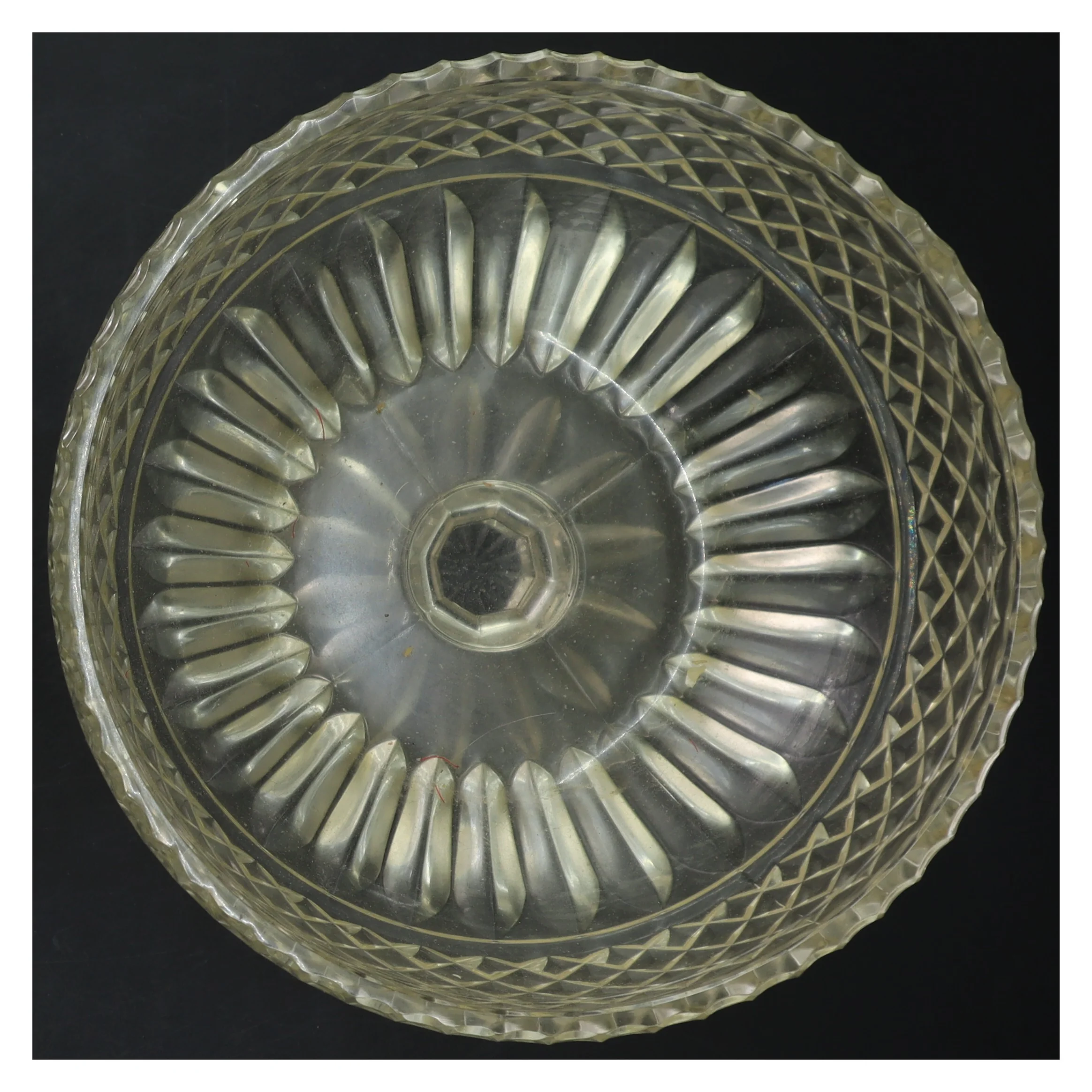 Glas serveringsskål på fod (str. Ø 20 cm)