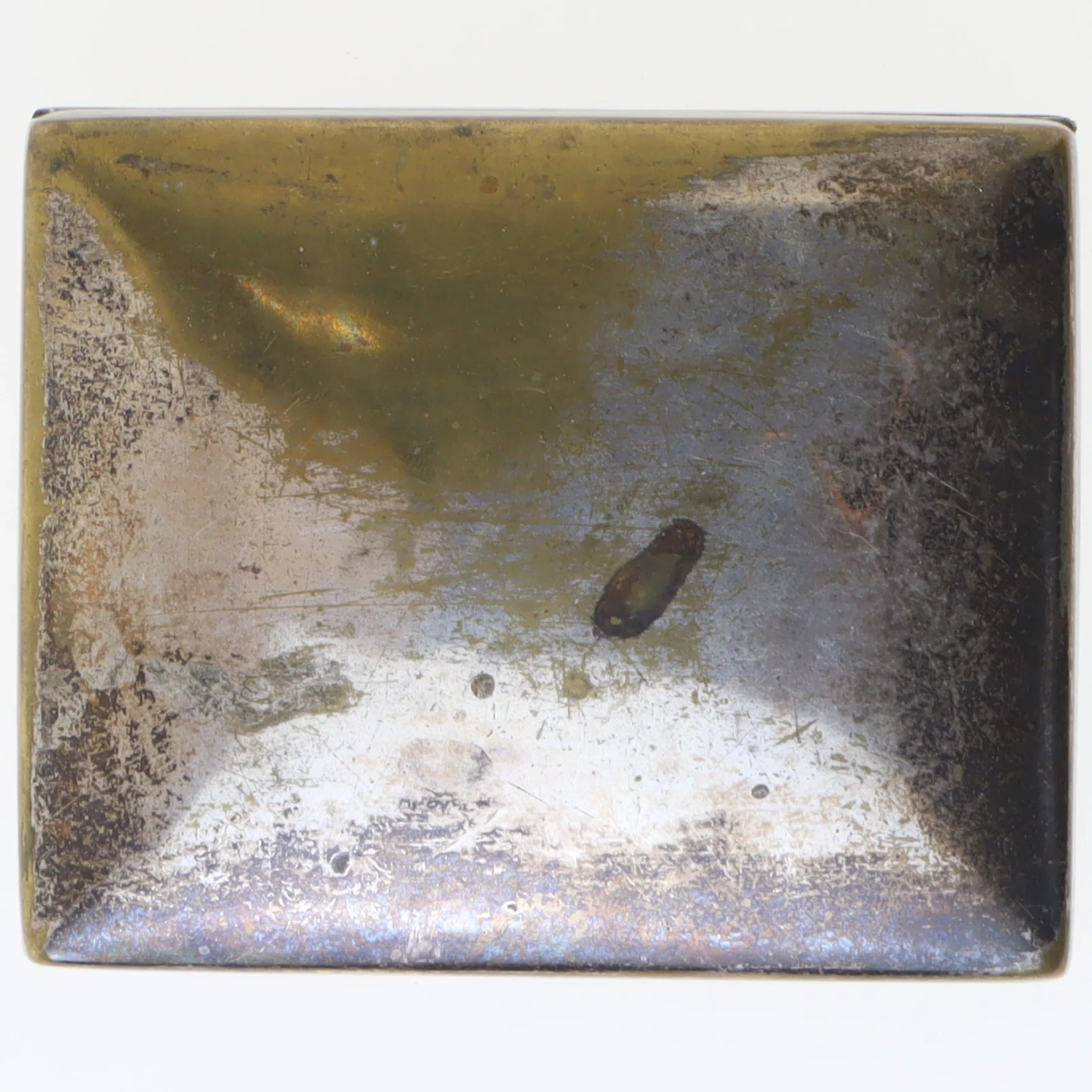 Lille metalæske med låg (str. 9x7x3,5 cm)