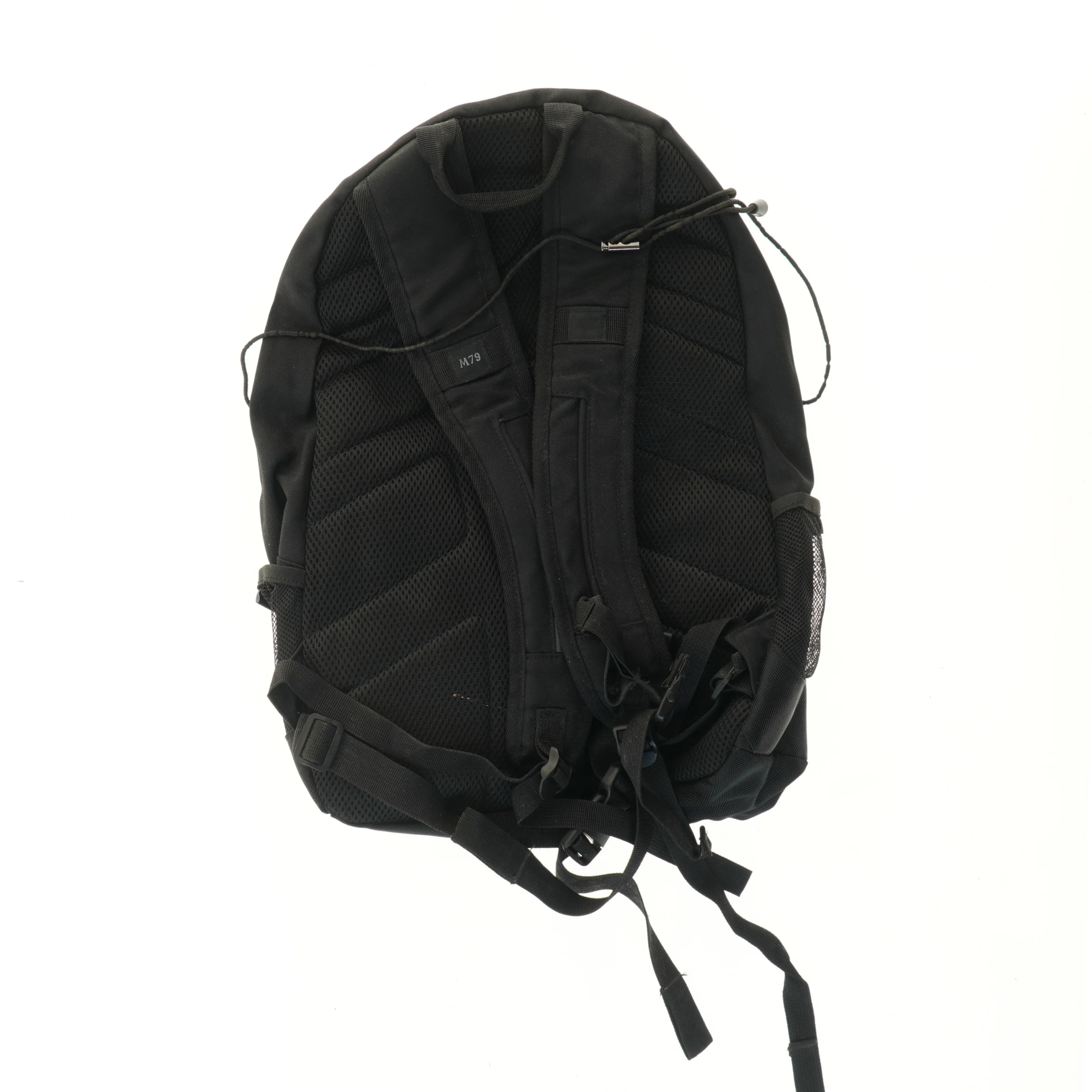 Sort rygsæk (str. 48x36 cm)