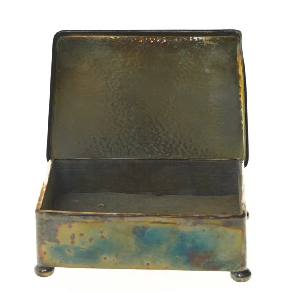 Sølv æske (str. 9x11 cm)