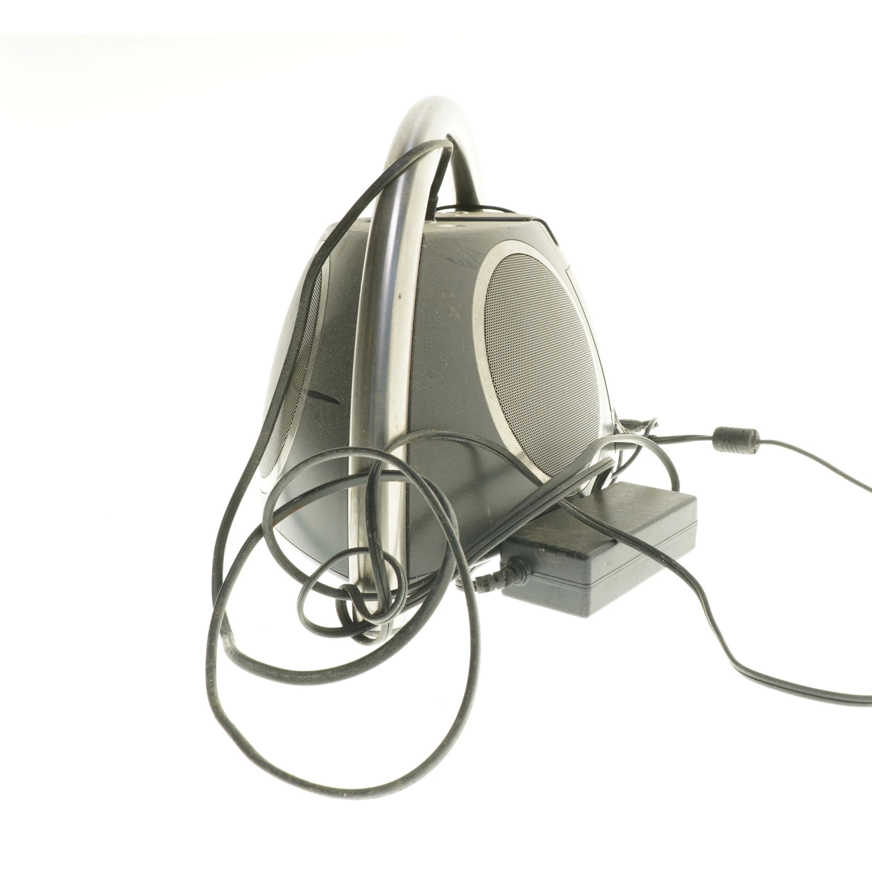 Bærbar højttaler med håndtag fra Harman/kardon (str. 48 cm)