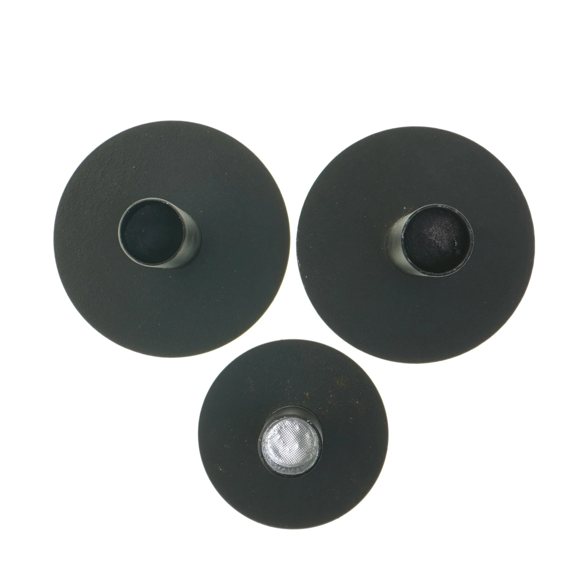 Sæt af 3 sorte lysestager fra Lübech Living (str. 23,5x18,5x9,5 cm)