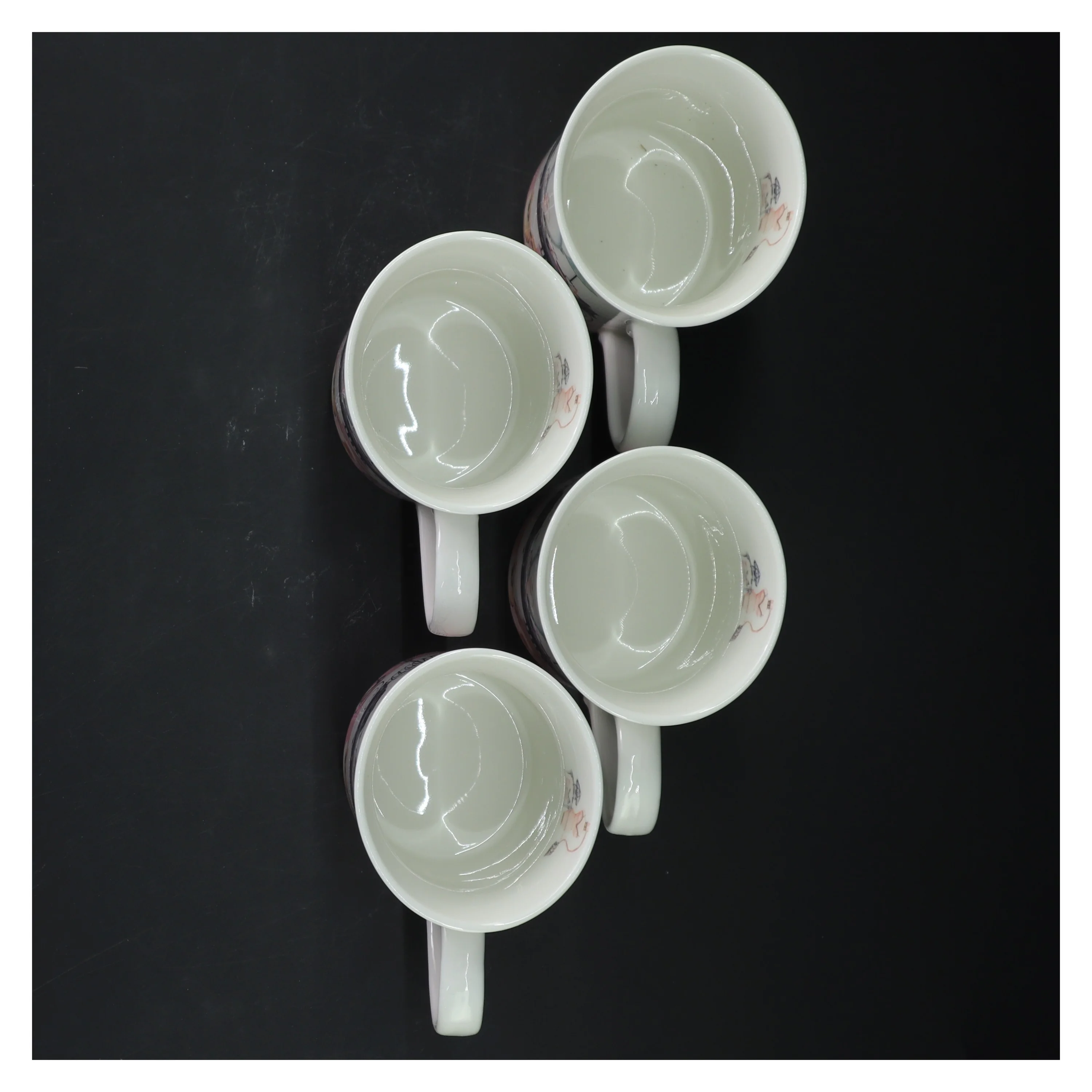 Dekorative krus med hundemotiv, 4 styk fra Summer Blues (str. 4 styk, 11 cm)