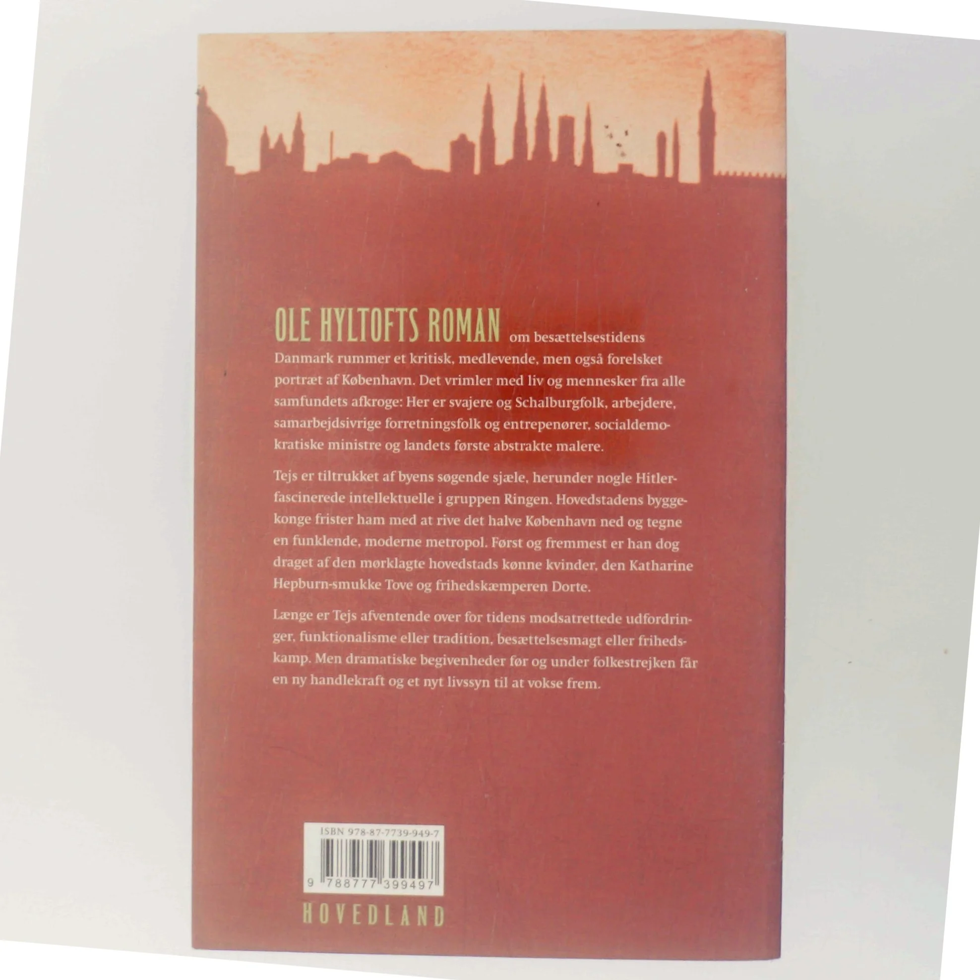 Københavnerpigen under besættelsen : roman af Ole Hyltoft (Bog)