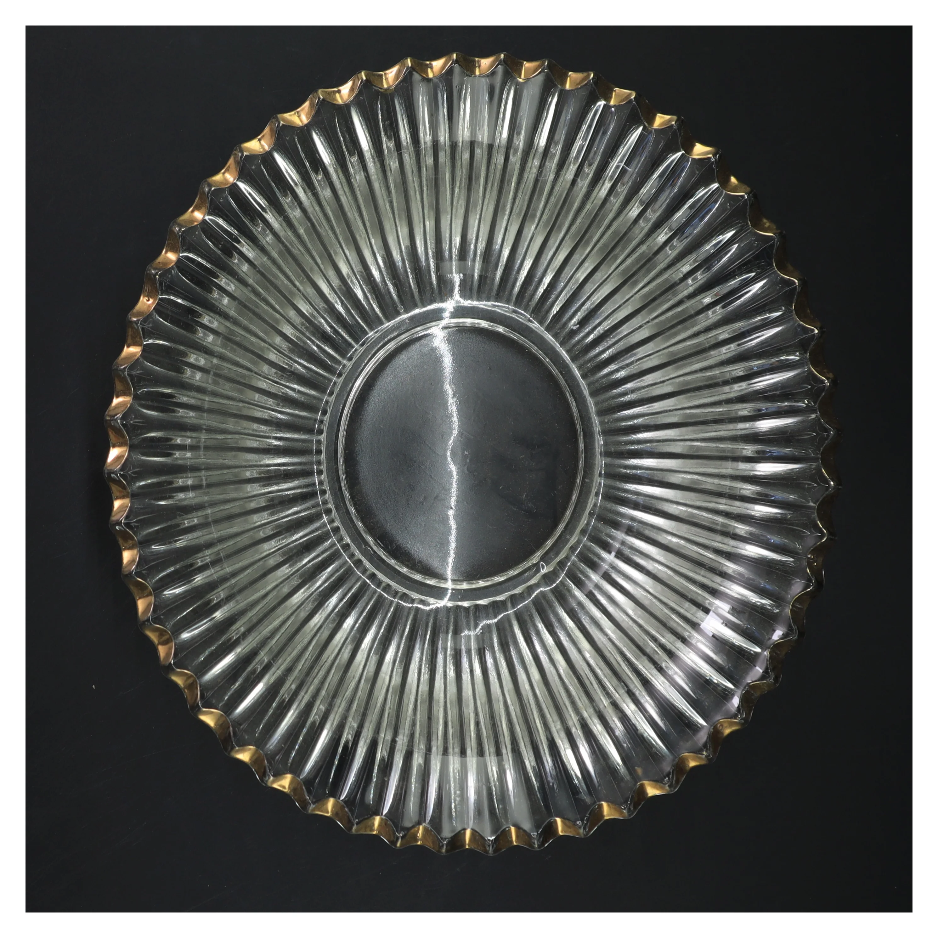 Glasfad med guldkant (str. Ø 24 cm)