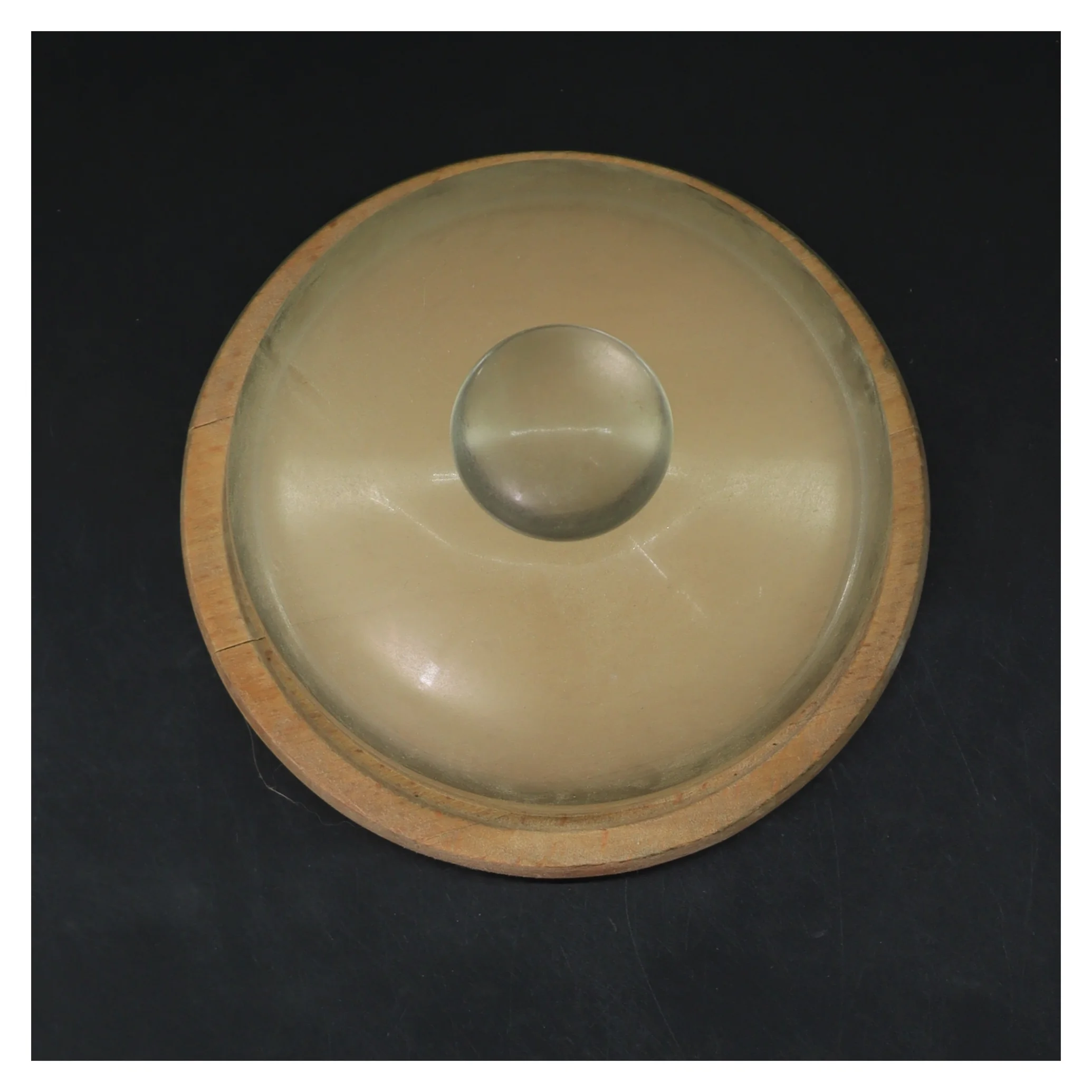 Glasklokke med træbund (str. Ø 13 cm cm)