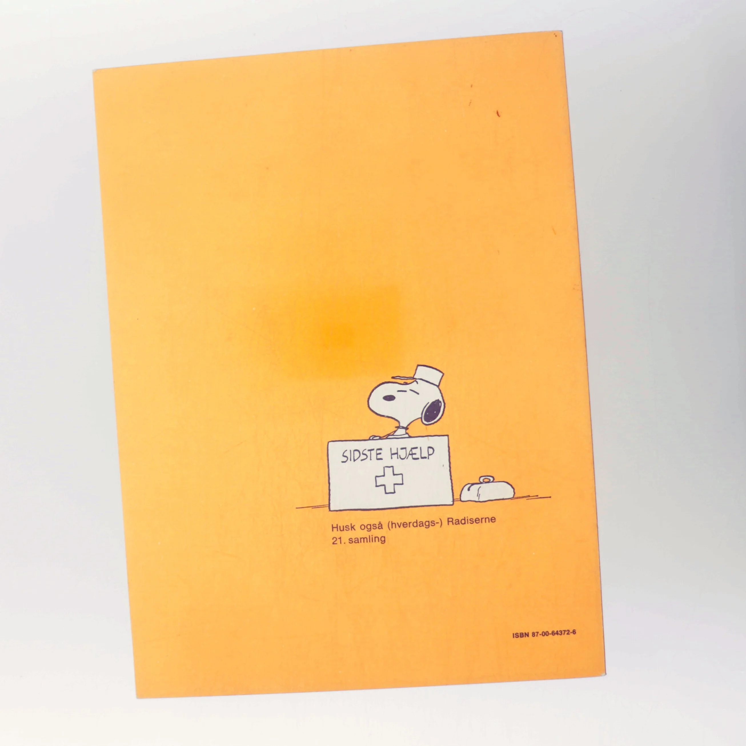 Søndags Radiserne af Charles M. Schulz (Bog)