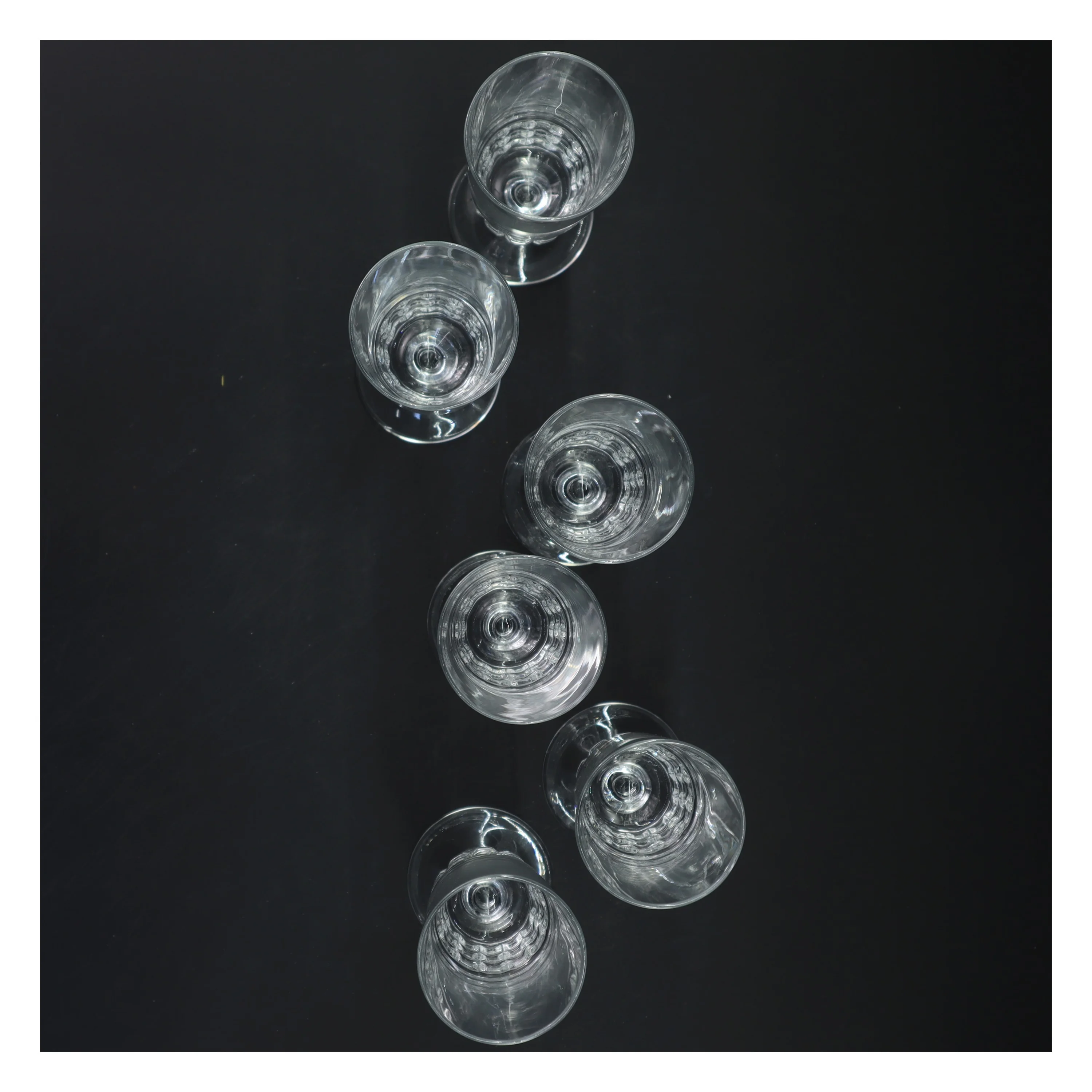 Sæt med 6 champagne glas (str. 17x6 cm)