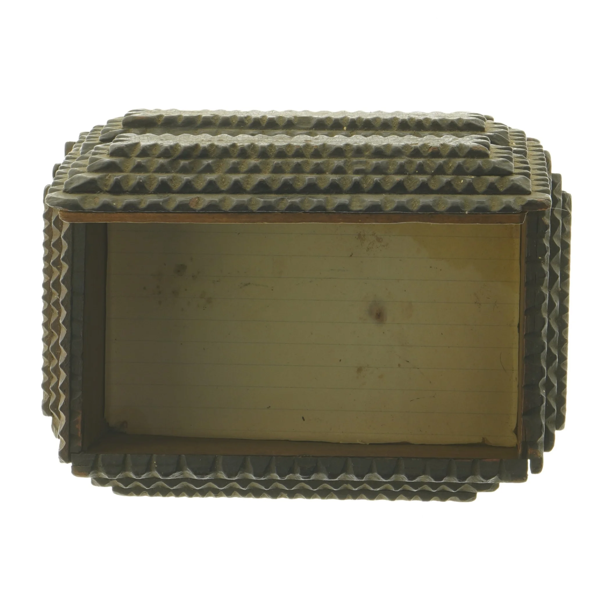 Antik cigarkasse med udsmykning (str. 20x15 cm)