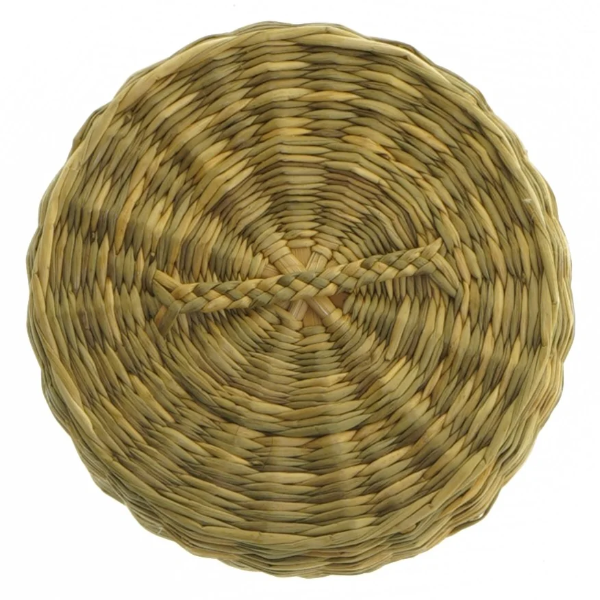 Dekorativt æg med kurv (str. 8 cm)