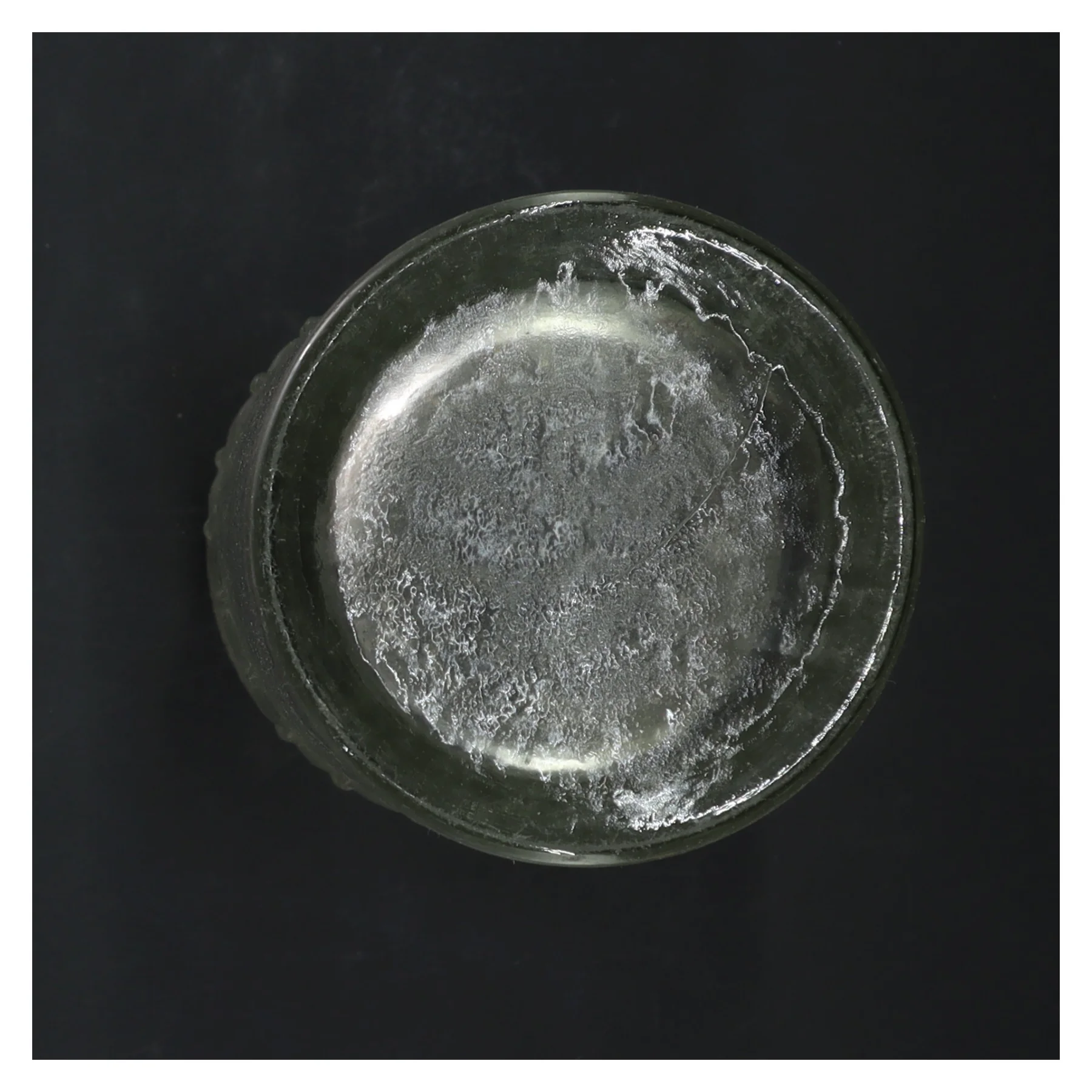 Glasvase med mønster (str. 20 cm)