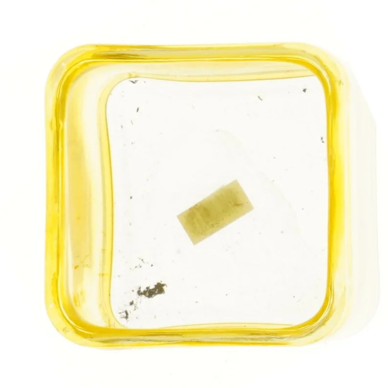 Gul glasvase (str. 12x12x12 cm)