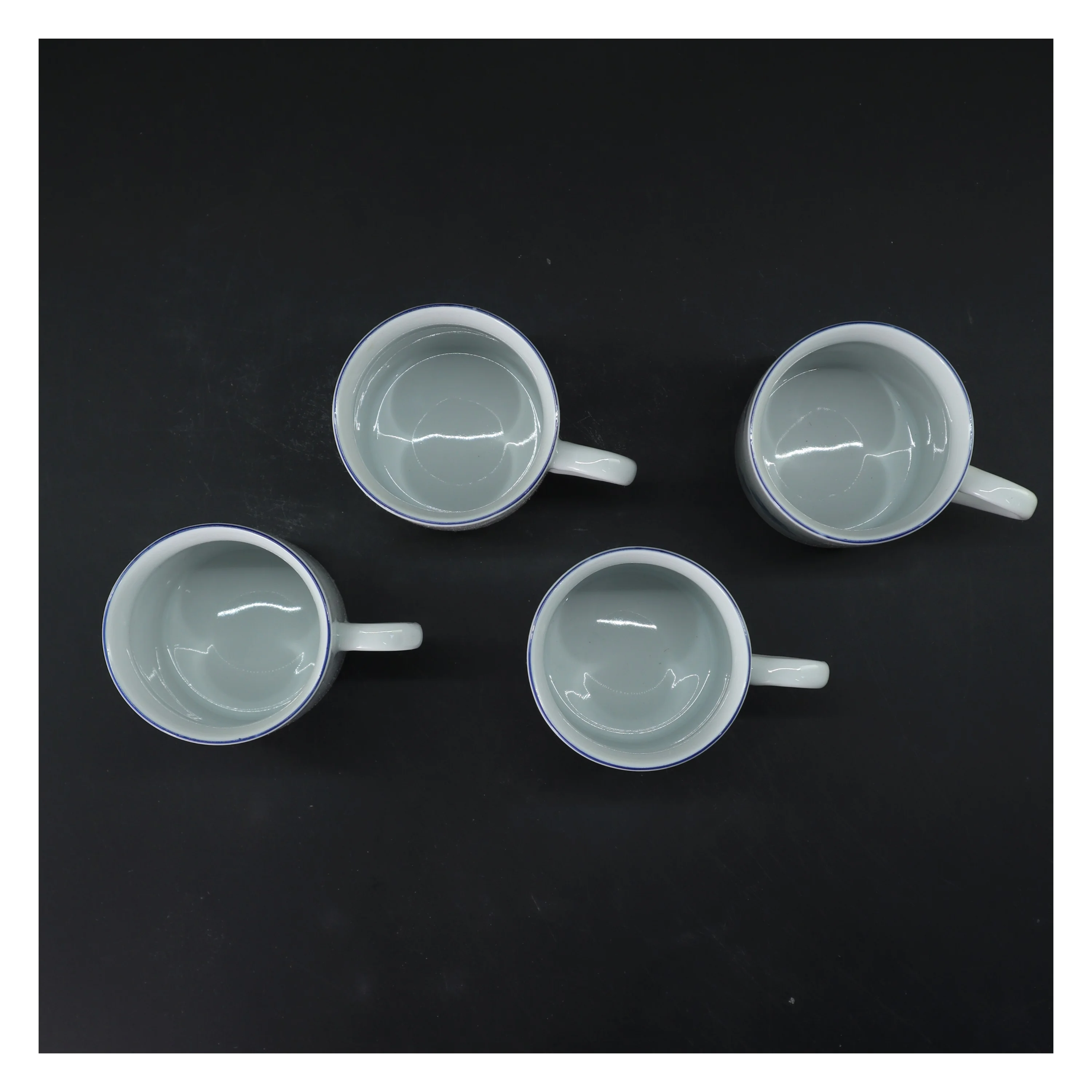 Sæt med 4 kaffekrus fra Ancher Iversen (str. 4 stk Ø 7,5 cm længde 10 cm)