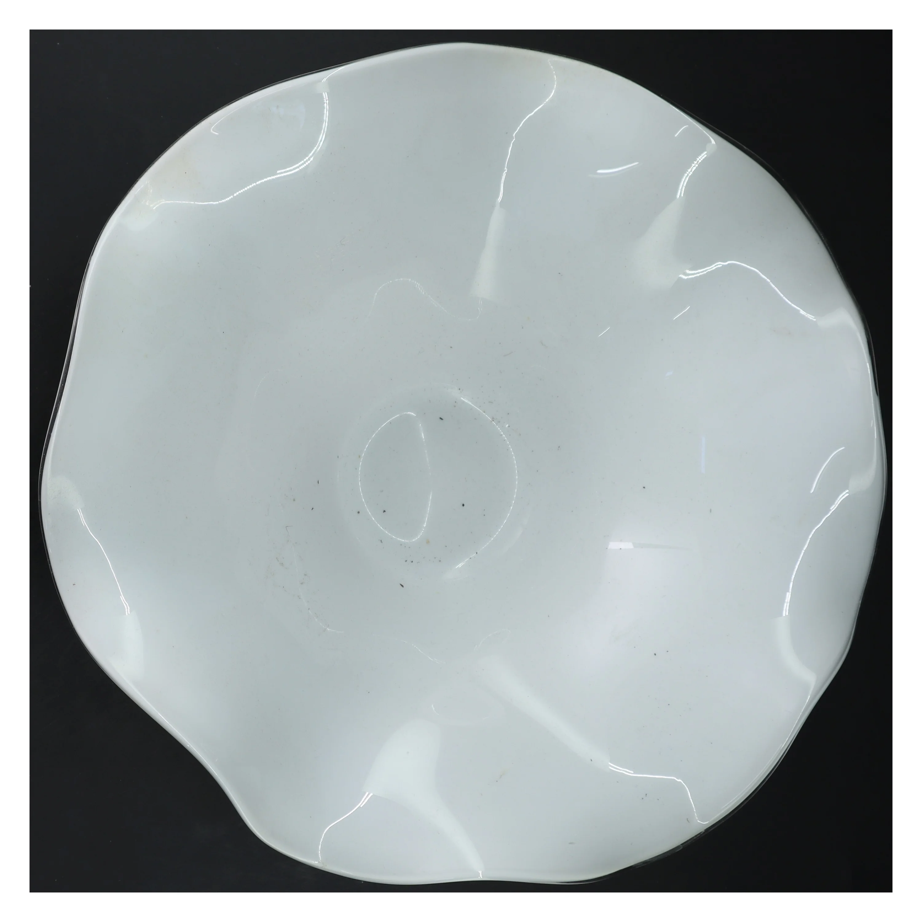 Hvid dekorativ glasskål (str. Ø 30,5 cm)