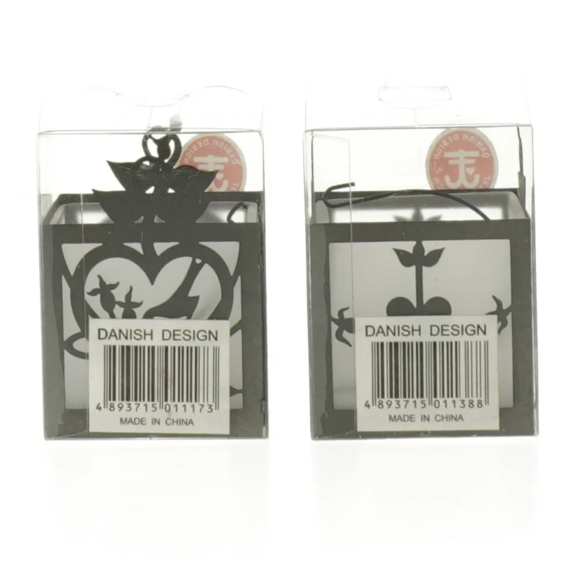 Dekorative ophæng af Jette Frölich fra Jette Frölich (str. 5 x 5 x 5 cm. 2. styk)