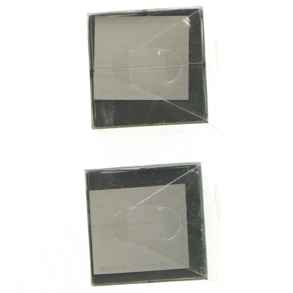 Dekorative ophæng af Jette Frölich fra Jette Frölich (str. 5 x 5 x 5 cm. 2. styk)