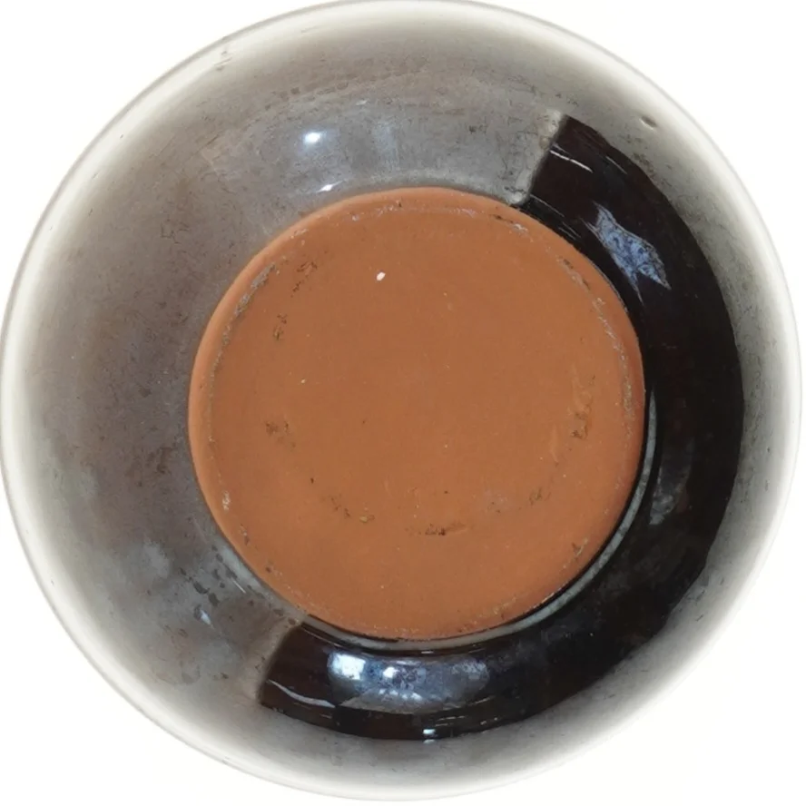 Mørk brun keramisk skål (str. Ø 17,5 cm)