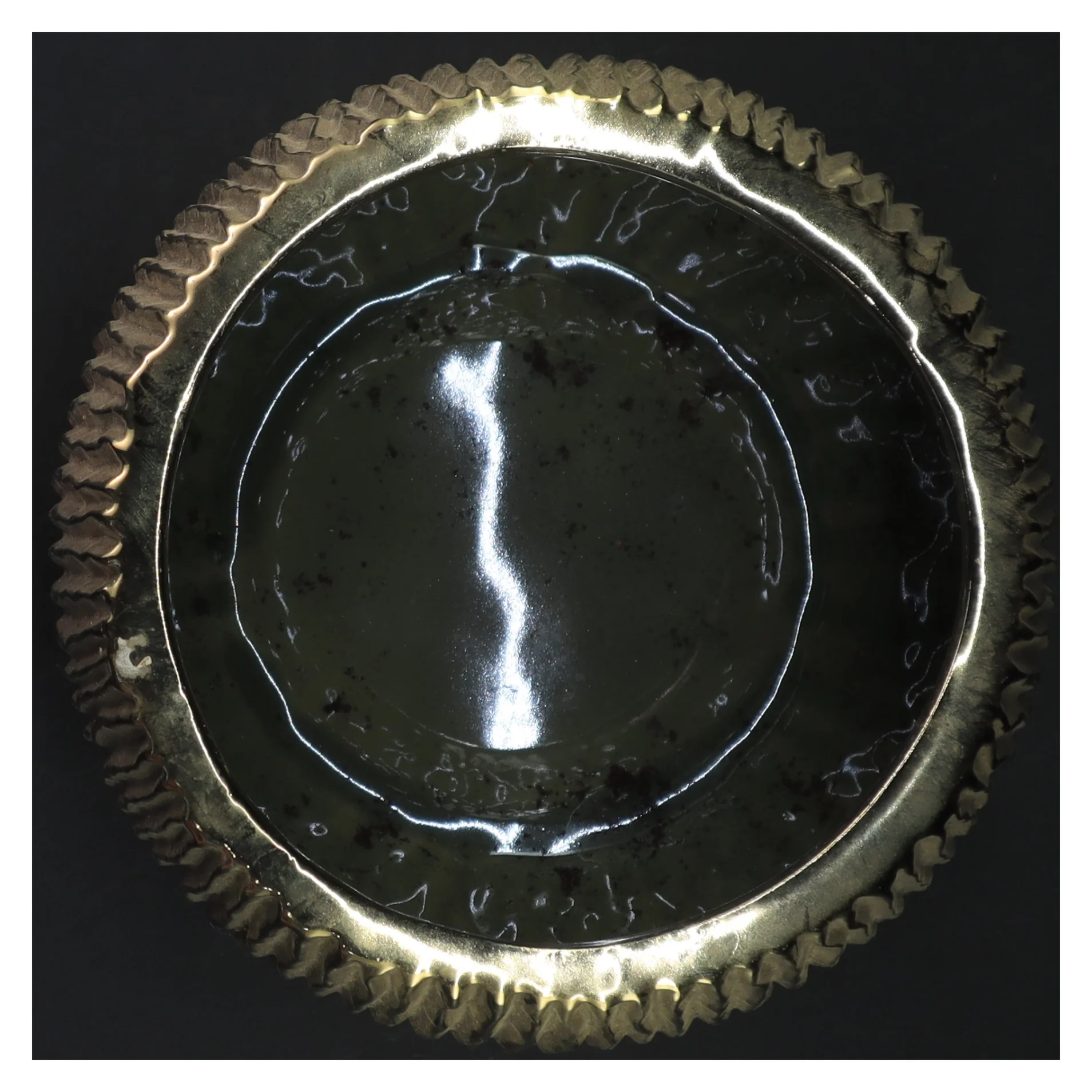 Guld vase fra Krifton (str. 13x17 cm)