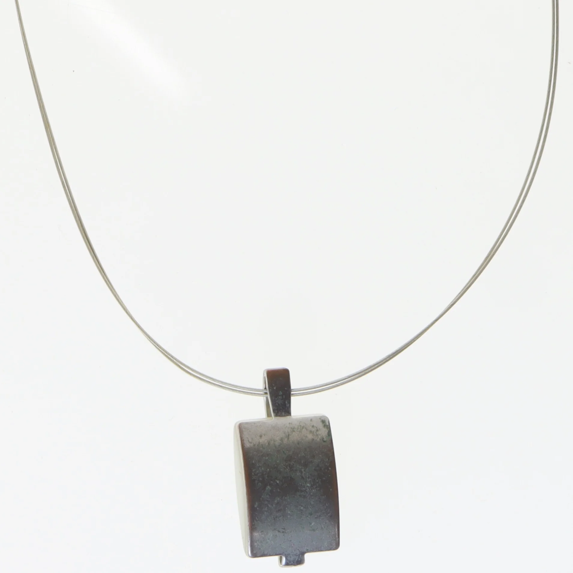 Sølv halskæde med vedhæng (str. 40 cm)