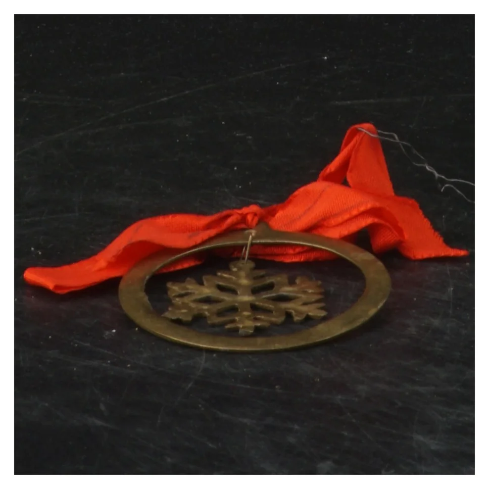 Juleophæng med snefnug (str. Ø 6 cm)