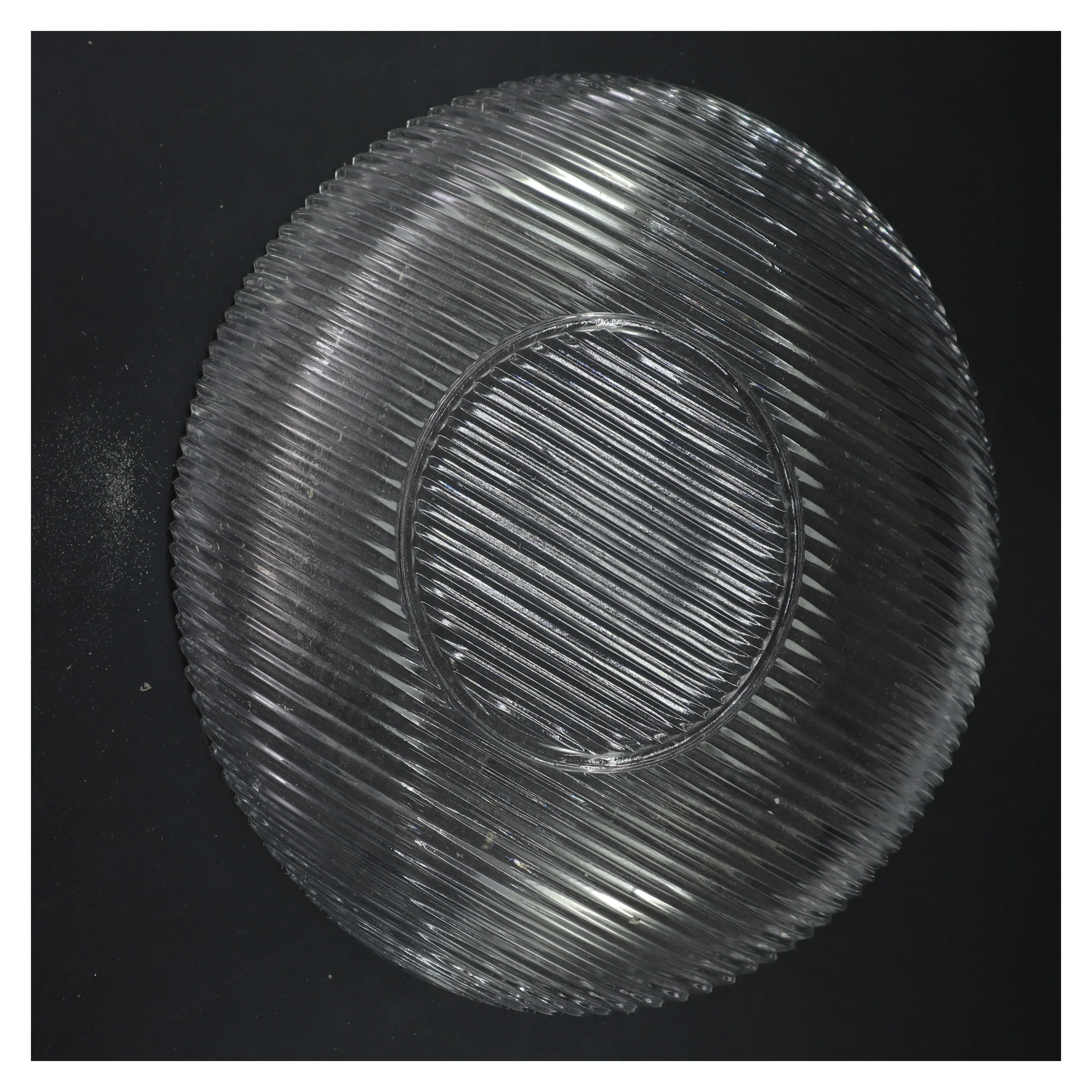 Rillet glasskål (str. Ø 28 cm)