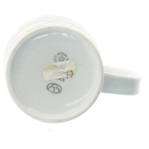 Keramikkop med farverigt mønster fra Royal Copenhagen (str. Ø 7 cm længde 7,5 cm)