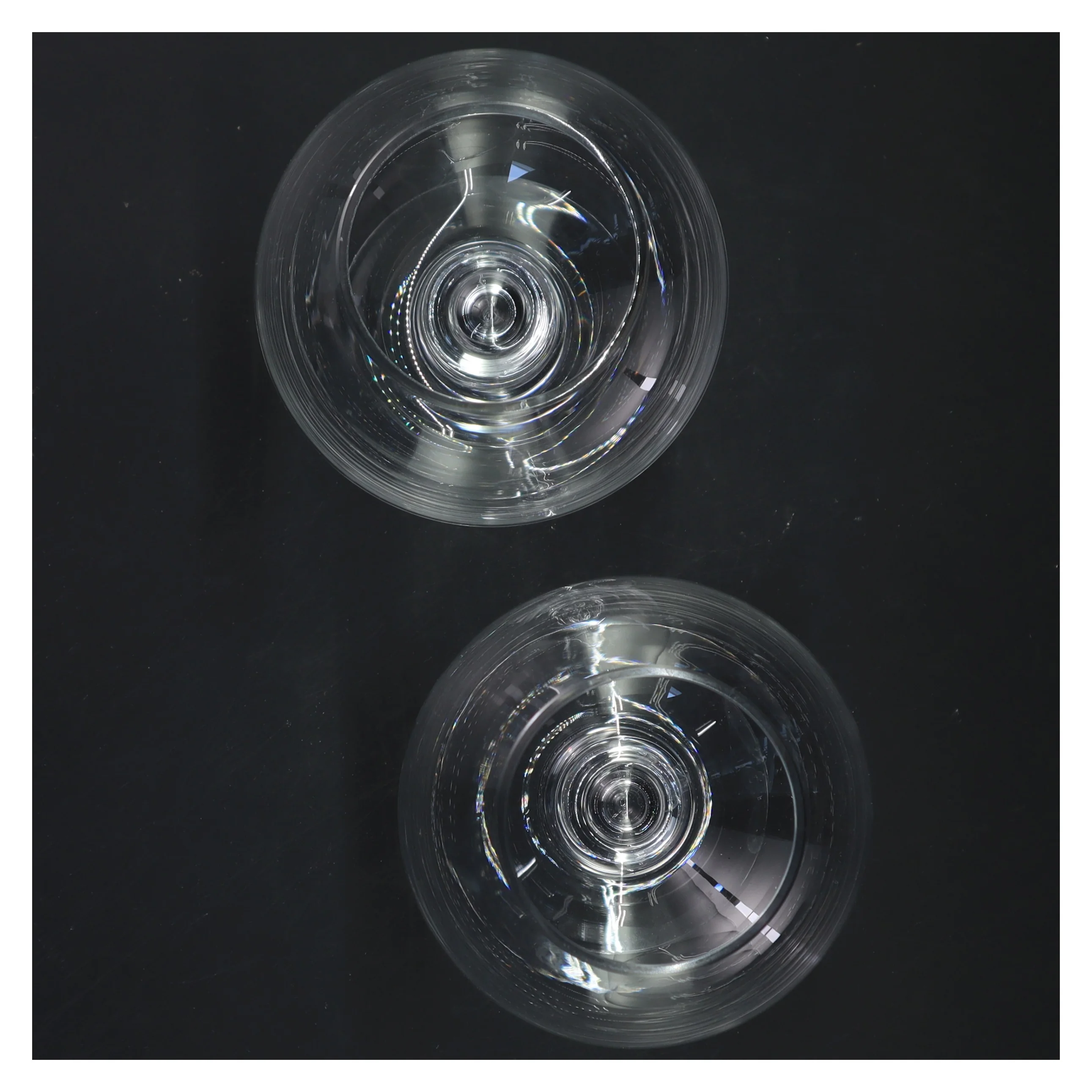 Store glas til rødvin eller whisky (str. 17x10 cm)