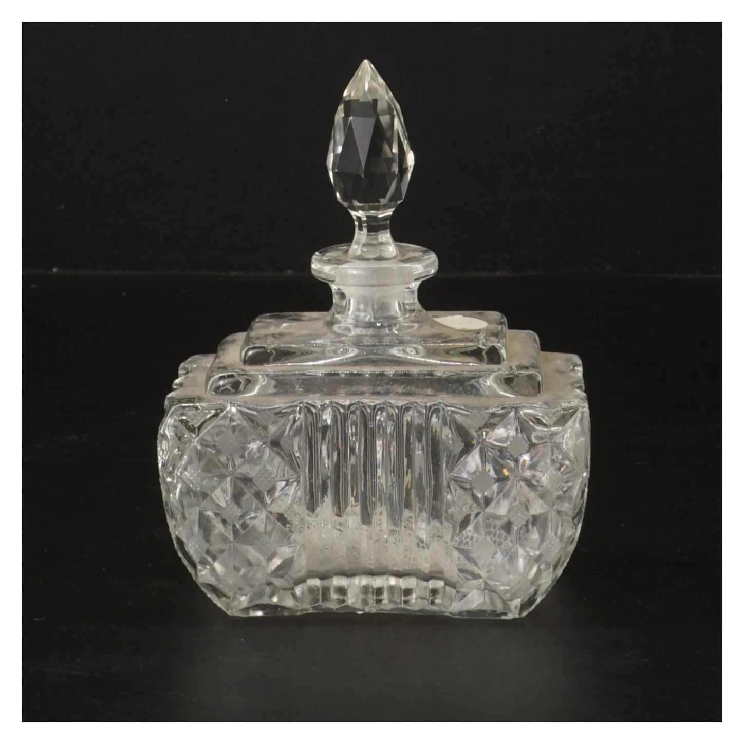 Glasbeholder med låg (str. 10x5,5 cm)