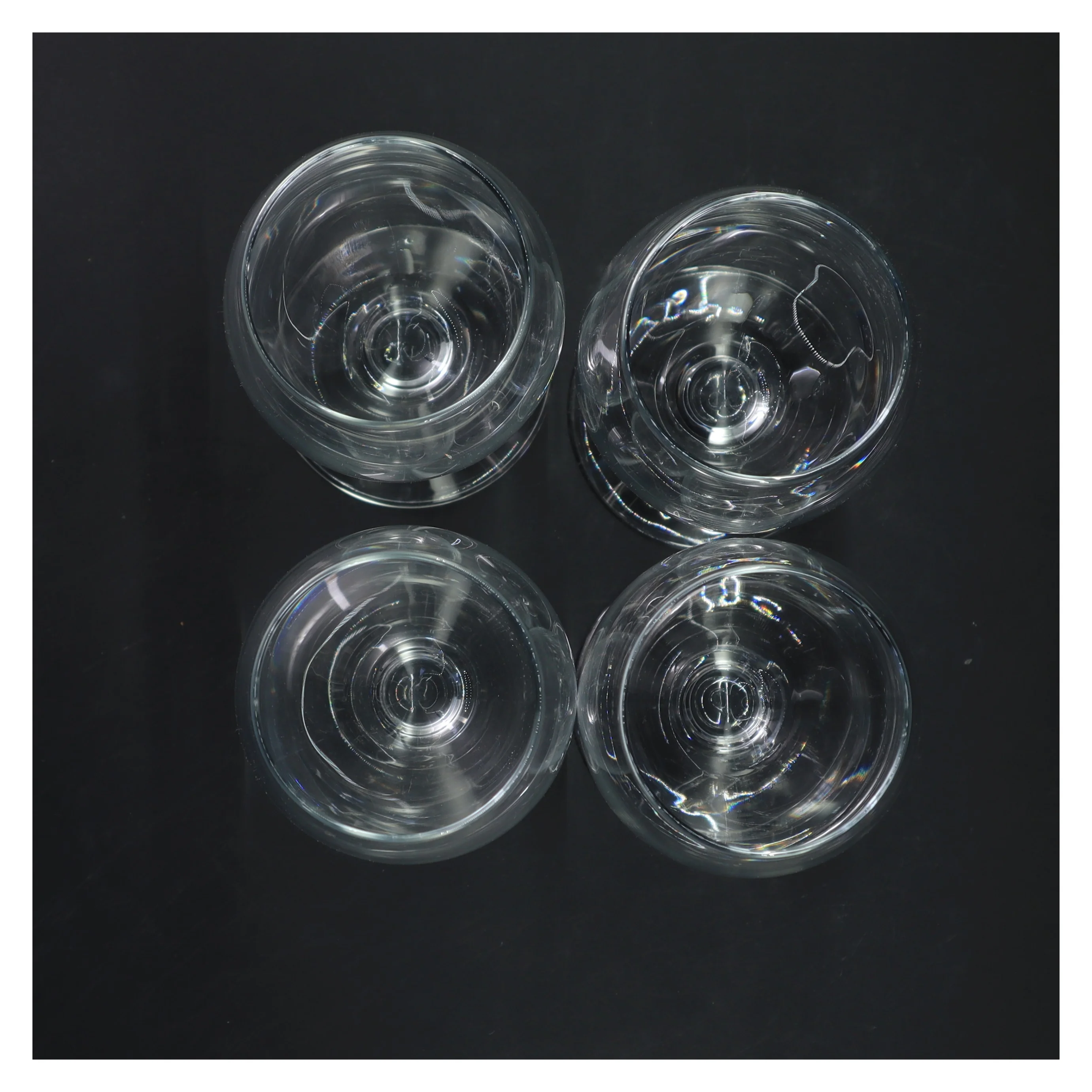 4 glas (str. 4 stk Ø 6,5 cm længde 19,5 cm)