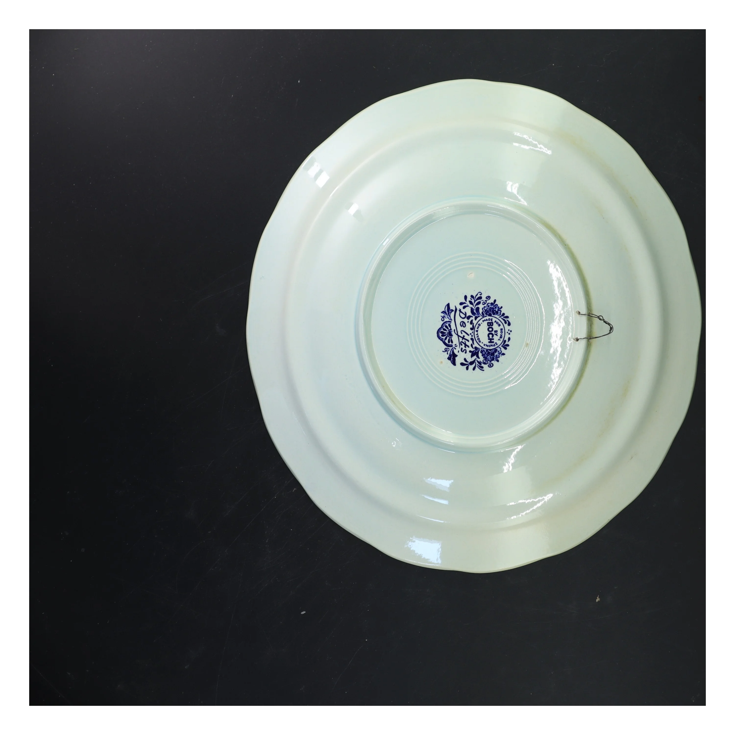 Dekorativt porcelain tallerken med skibsmotiv (str. Ø 31 cm)