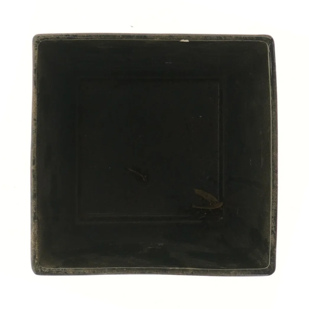 Sort kvadratisk vase (str. 15 cm)