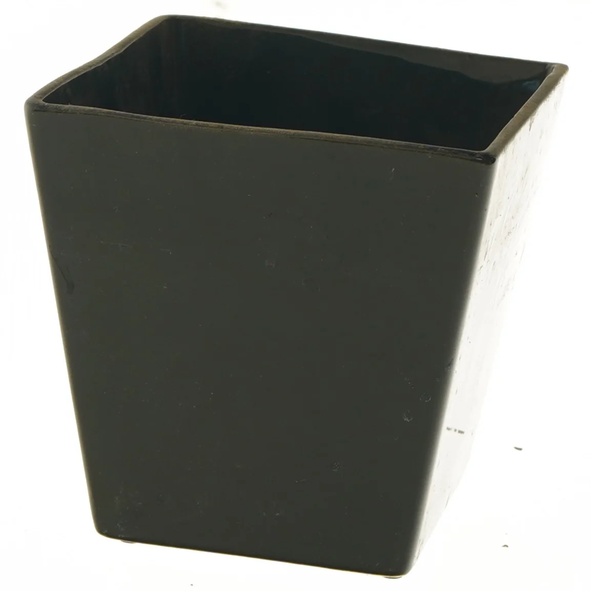 Sort kvadratisk vase (str. 15 cm)