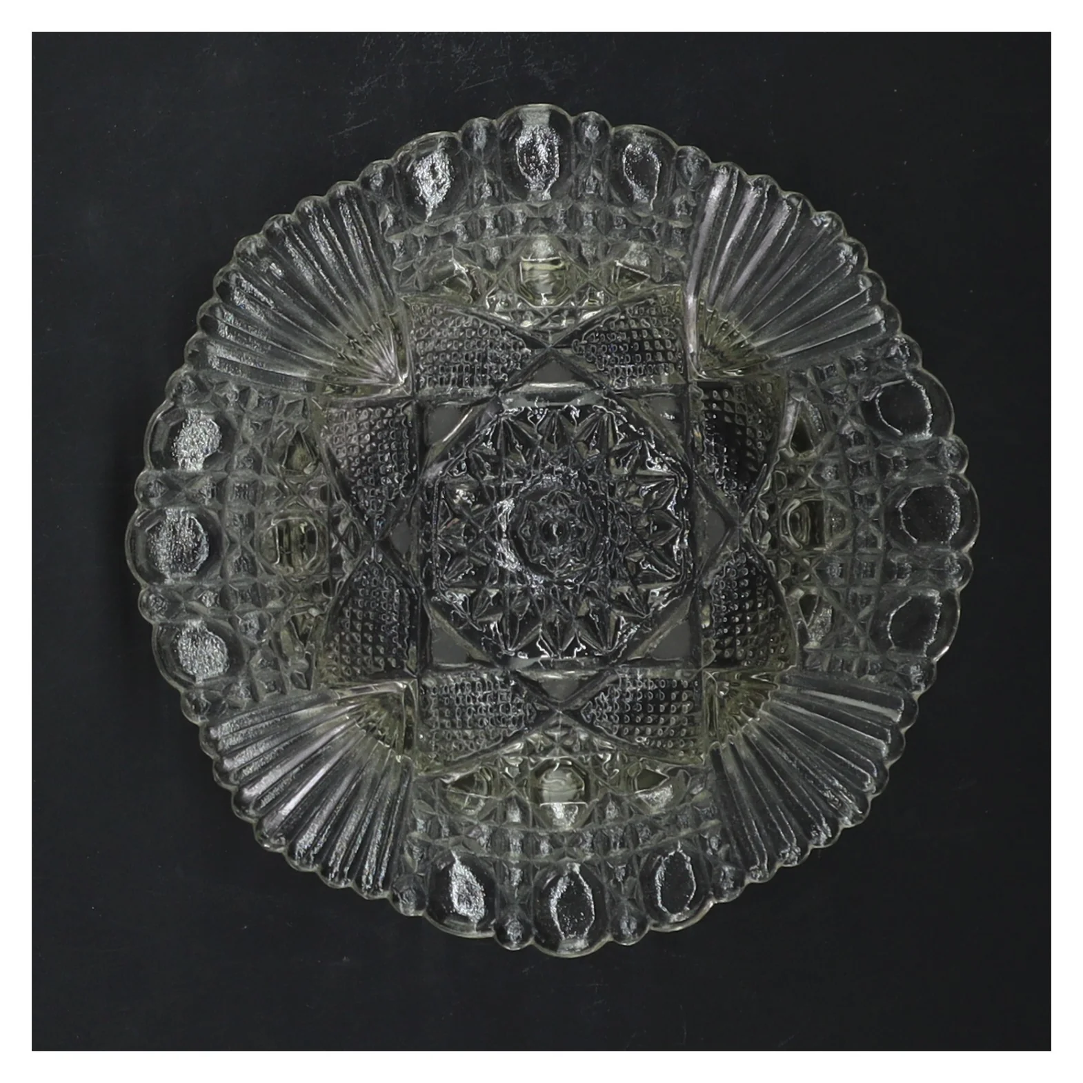 Krukke med låg og underkop (str. Ø 13 cm)