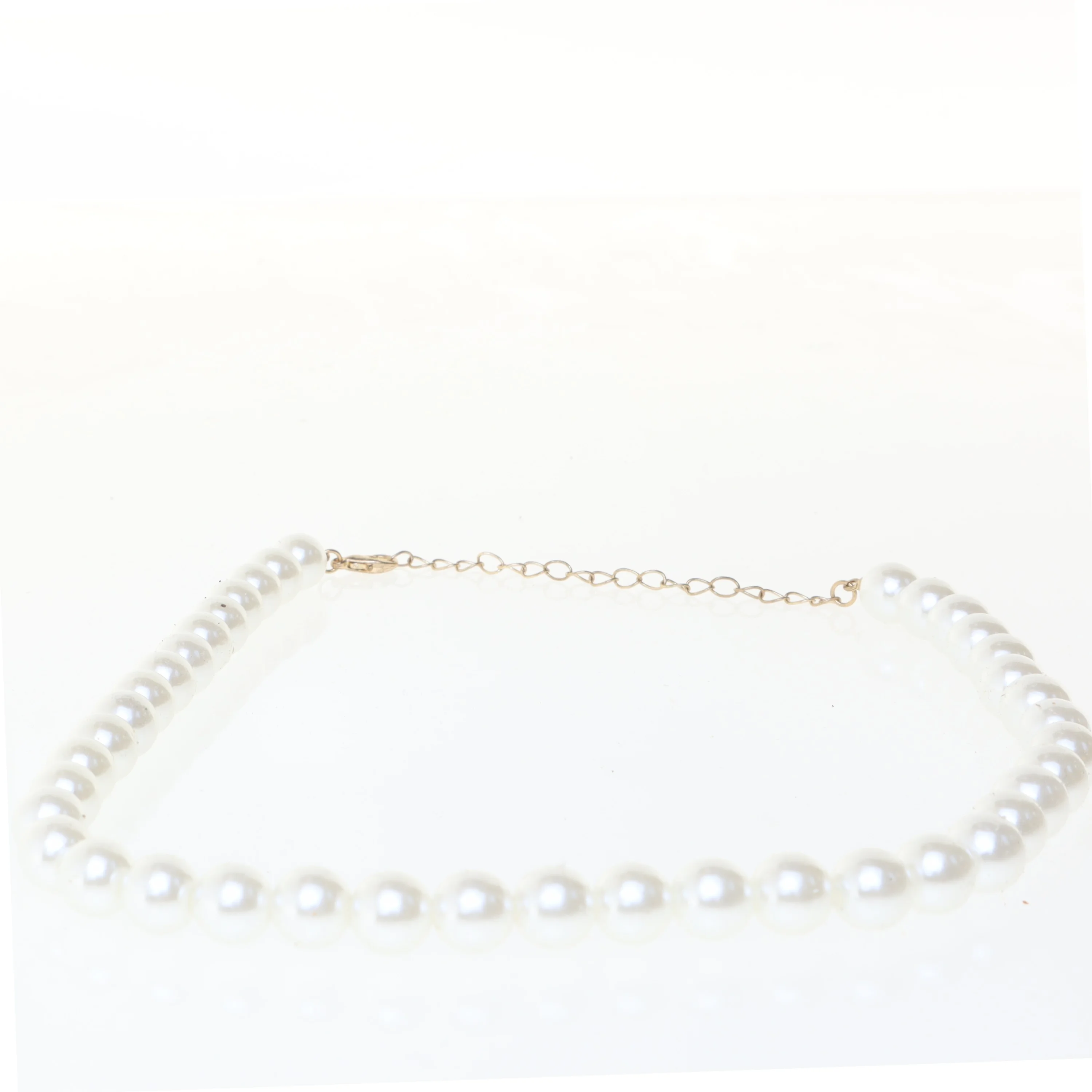 Perlekæde med guldkæde (str. 44 cm)